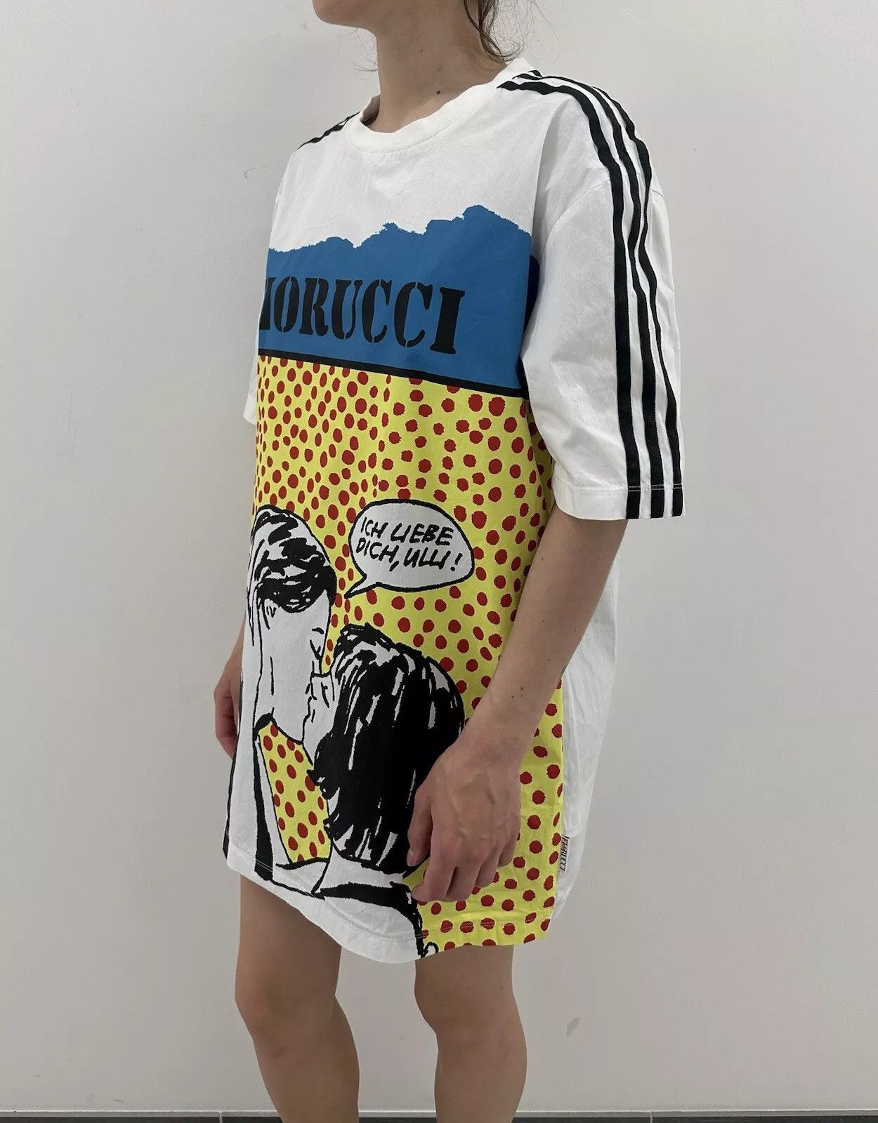 Adidas Adidas x Fiorucci Graphic Girls Kiss Pop Art Women’s T-Shirt Size L / US 10 / IT 46 - 3 Thumbnail