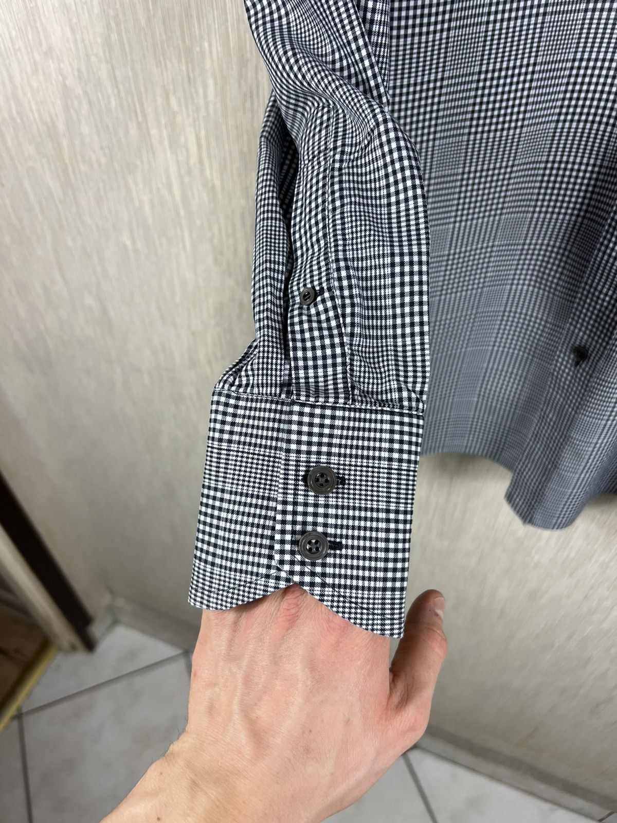 Tom Ford Tom Ford Prince of Wales checked classic button up shirt Size US L / EU 52-54 / 3 - 15 Thumbnail