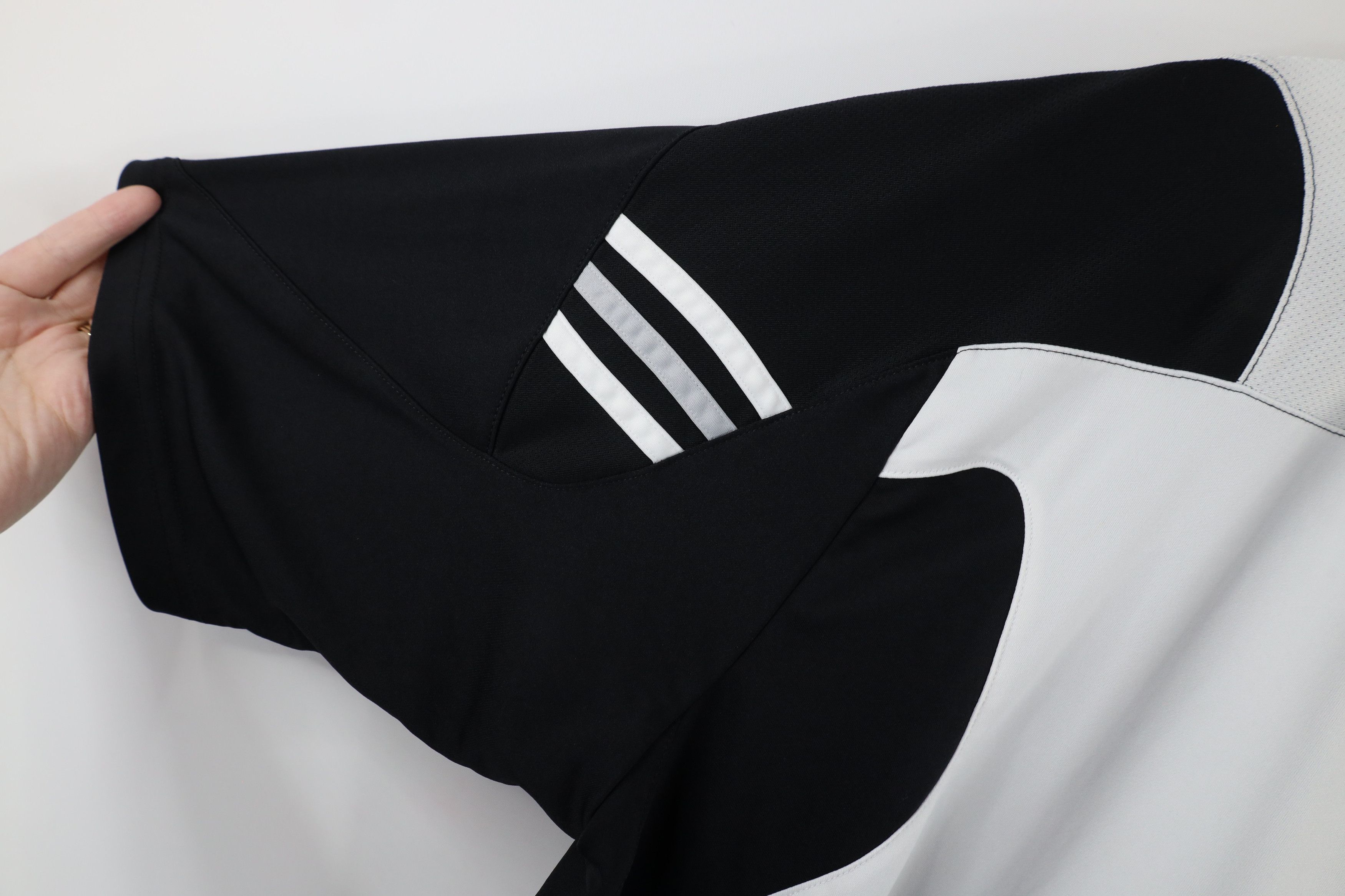 Adidas × Vintage Adidas Western Michigan University Football T-Shirt White Size US XL / EU 56 / 4 - 8 Thumbnail