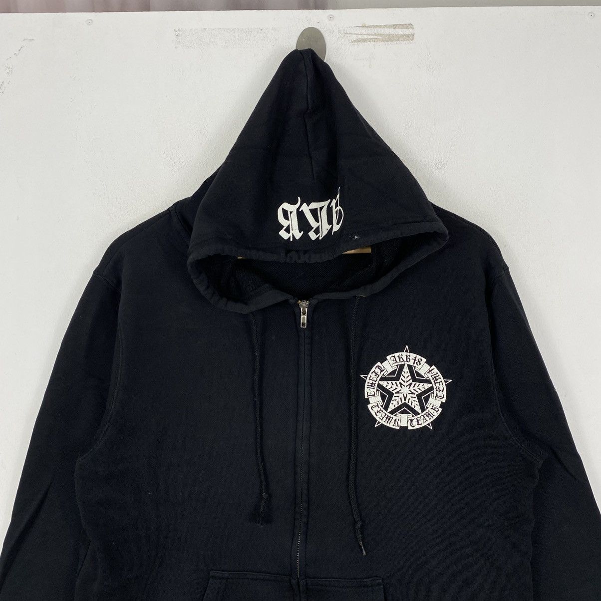 Band Tees AKB48 Goth Star Zip Hoodie Large Japan Streetwear Cyber Y2K Size US L / EU 52-54 / 3 - 3 Thumbnail
