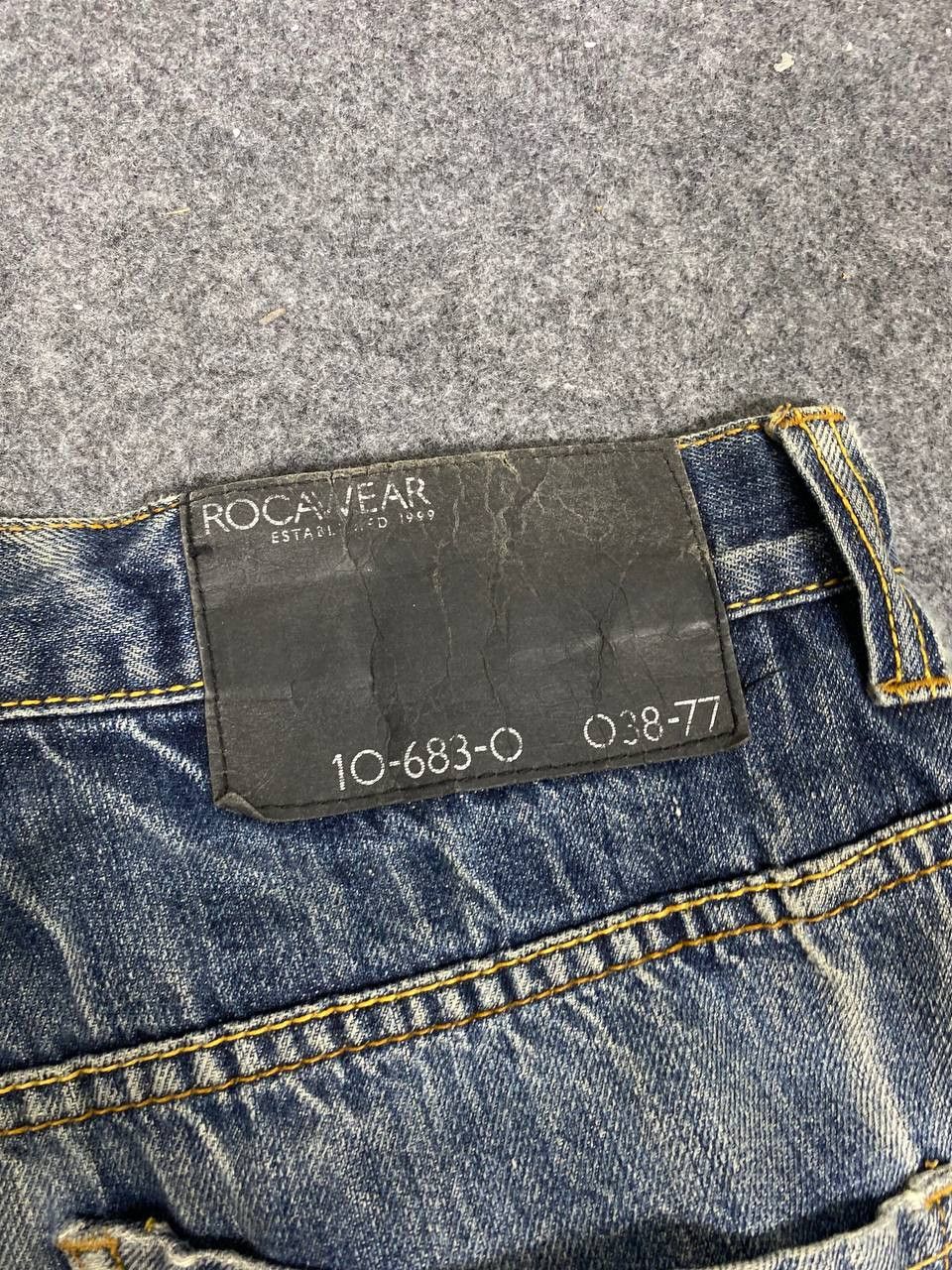 Rocawear vintage rocawear regular fit distressed denim Size US 35 - 6 Thumbnail