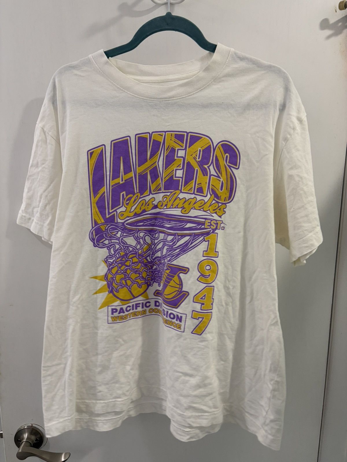 NBA Vintage Los Angeles Lakers nba basketball Graphic Shirt LG Size US L / EU 52-54 / 3 - 2 Thumbnail