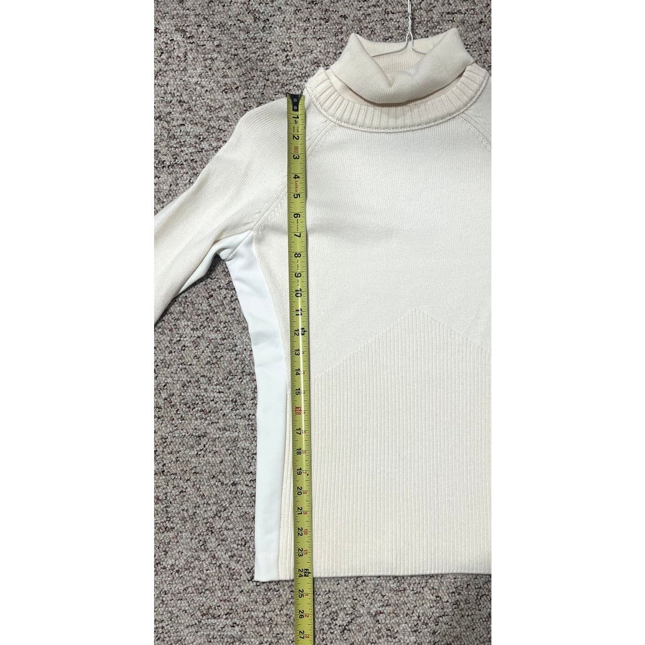 Athleta NWT Athleta Mesa Hybrid T-Neck Cream Merino Wool Blend SZ S Size S / US 4 / IT 40 - 5 Thumbnail