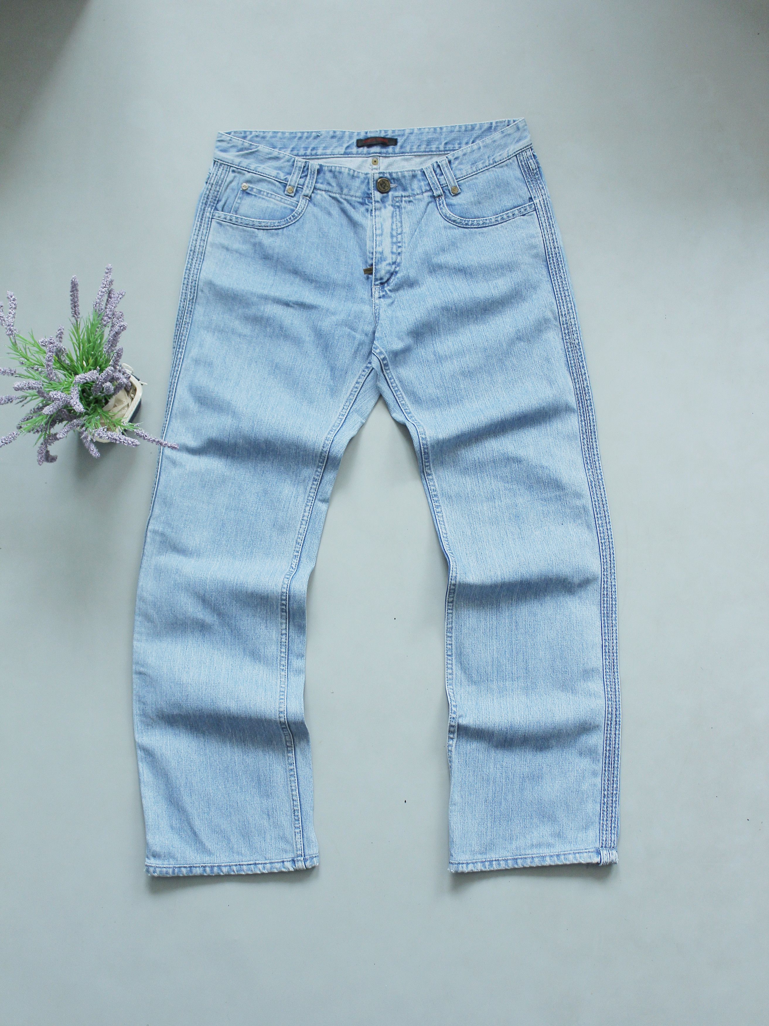 Roberto Cavalli ROBERTO CAVALLI VINTAGE JEANS 50 100% COTTON STRAIGHT FIT Size US 34 / EU 50 - 1 Thumbnail