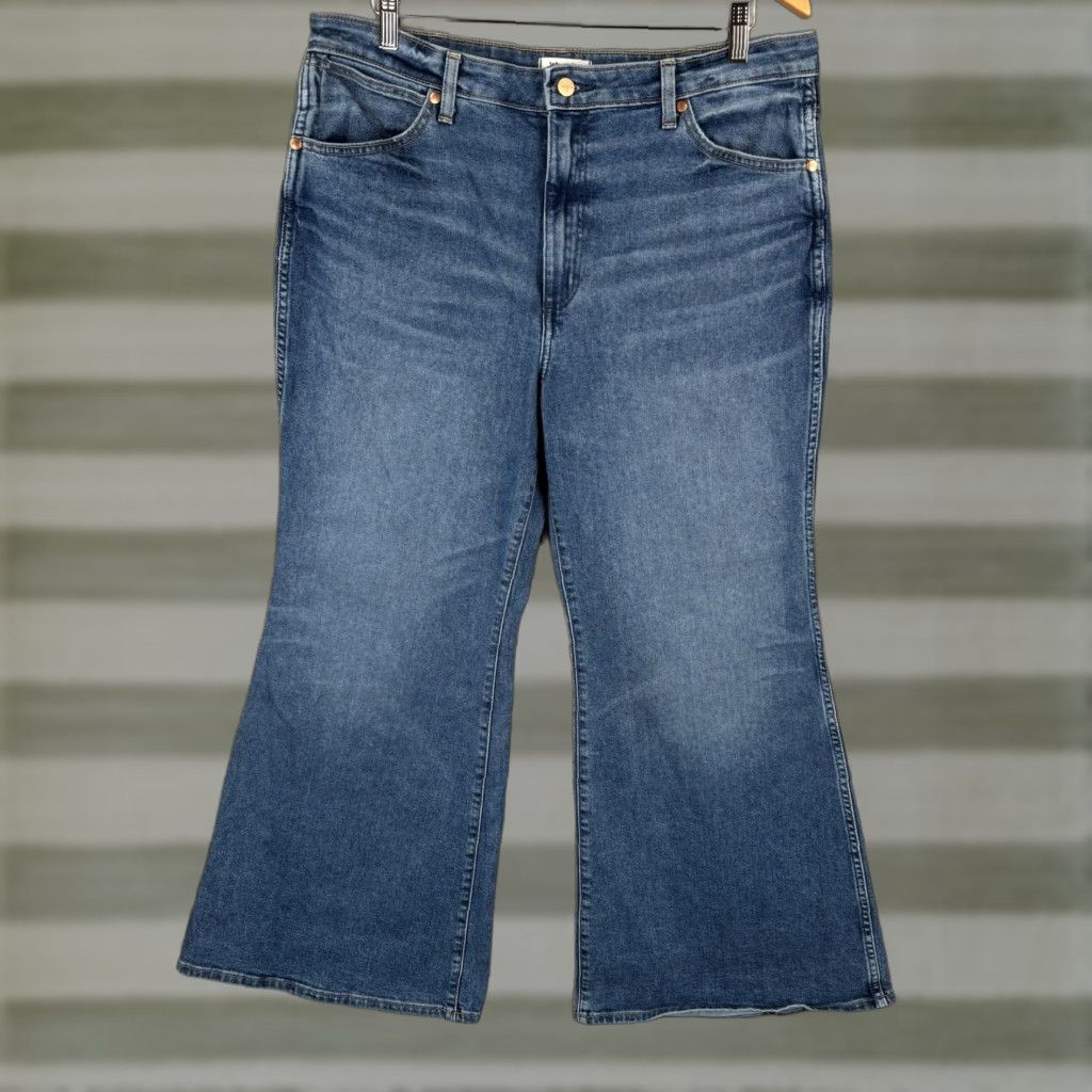 Wrangler Wrangler Women Wanderer 622 Denim Jeans 36x29 High Rise Flare Wide Leg Blue Jeans Size 25" / US 0 / IT 36 - 1 Thumbnail