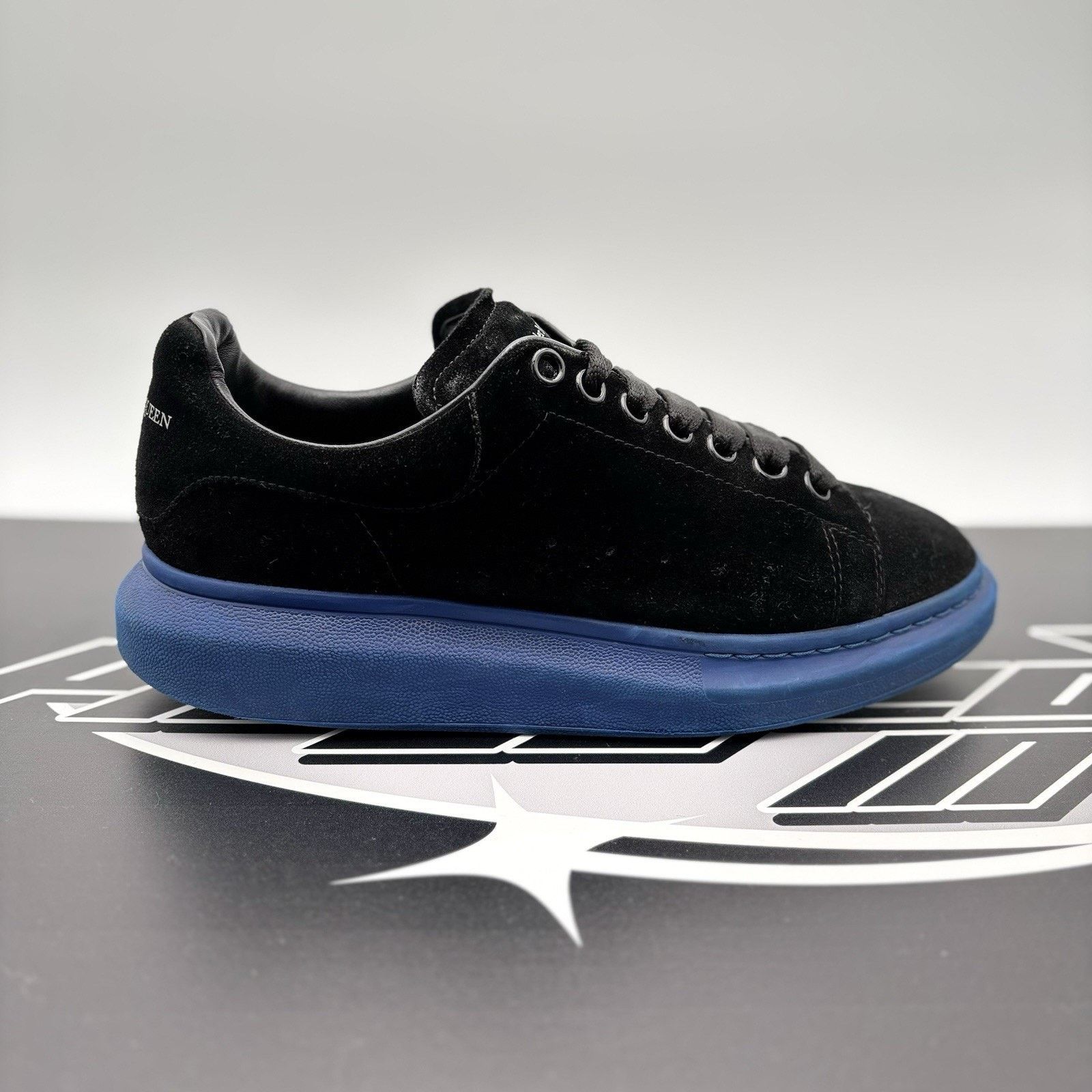 Alexander McQueen Alexander McQueen ' Black Velvet, Blue ' Size US 8.5 / EU 41-42 - 2 Thumbnail