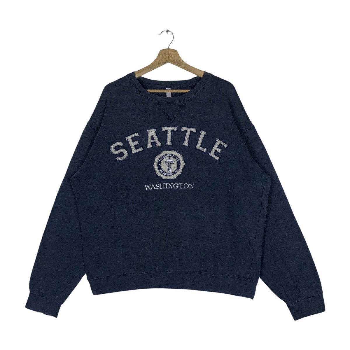 Vintage Vintage TeeMax Seattle Spell Out Pullover Jumper Sweatshirt Size US L / EU 52-54 / 3 - 1 Thumbnail