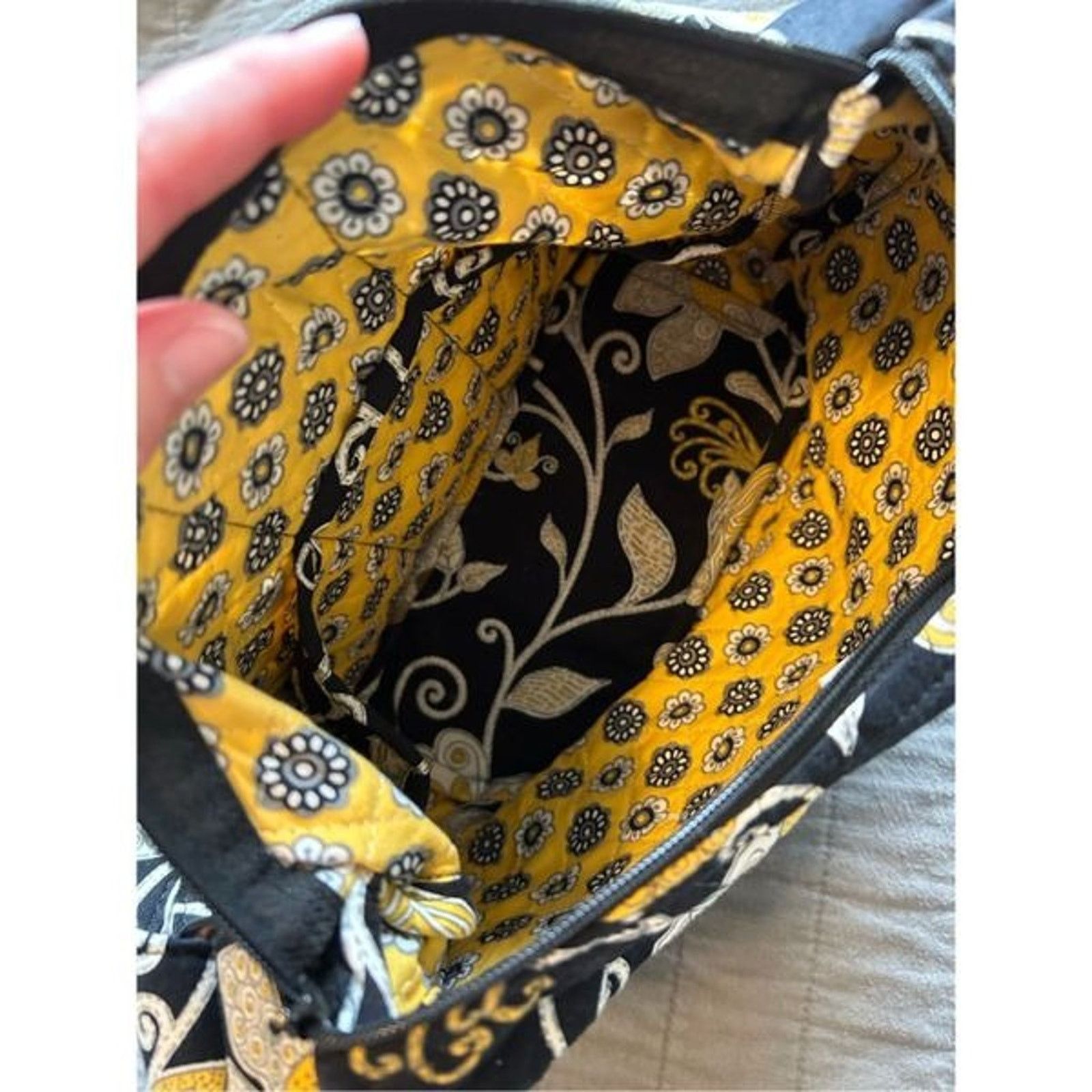 Vera Bradley Vera Bradley On the Go Shoulder Purse Yellow Bird Style Size ONE SIZE - 11 Thumbnail