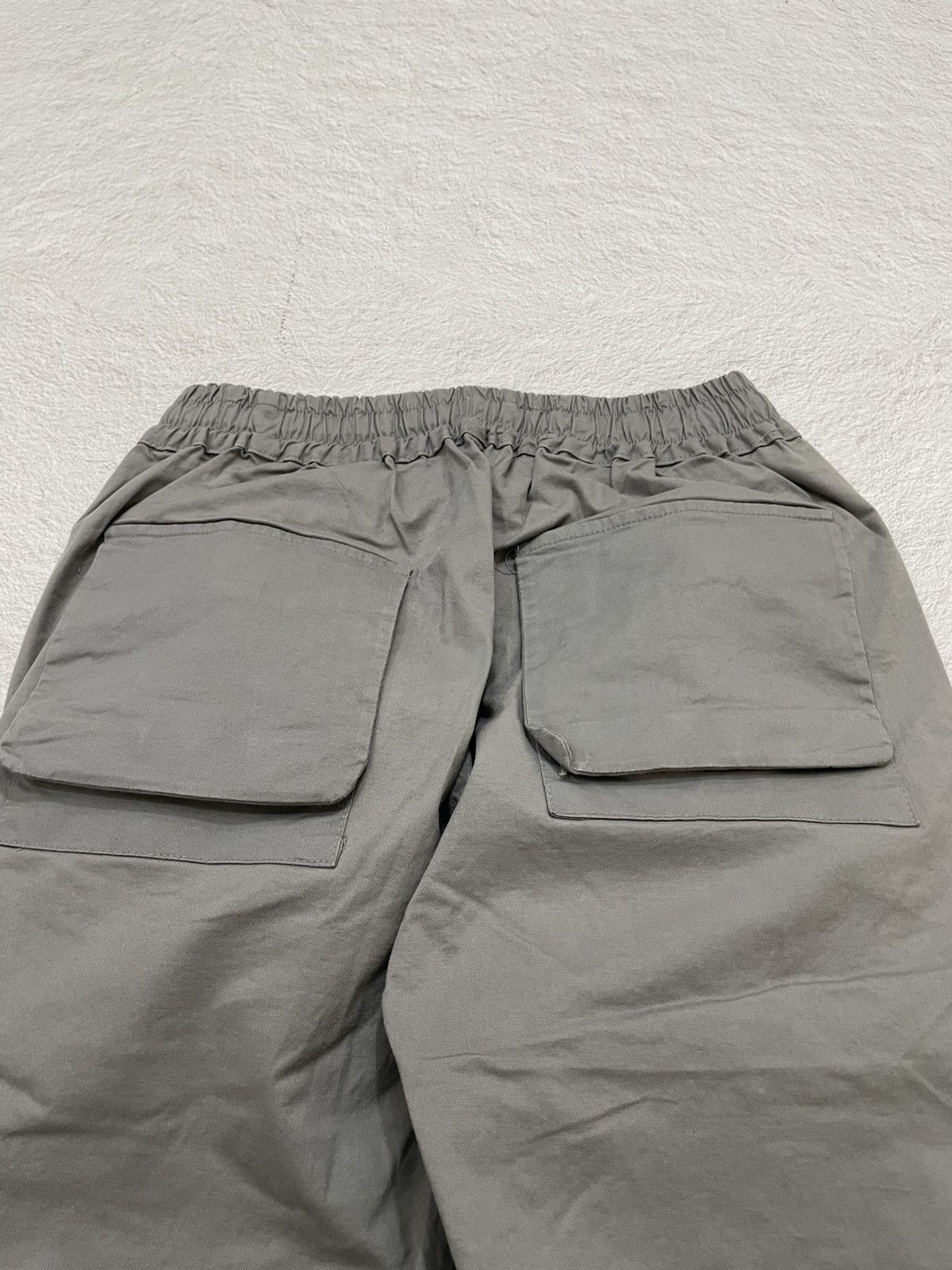 Japanese Brand Techwear Cargo Pants with Zips & Oversized Pockets Y2K Style Size US 28 / EU 44 - 6 Thumbnail