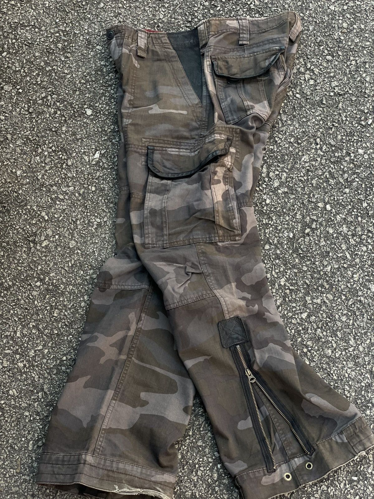 Japanese Brand Rattle Trap Cargo Pant Size US 33 - 1 Thumbnail