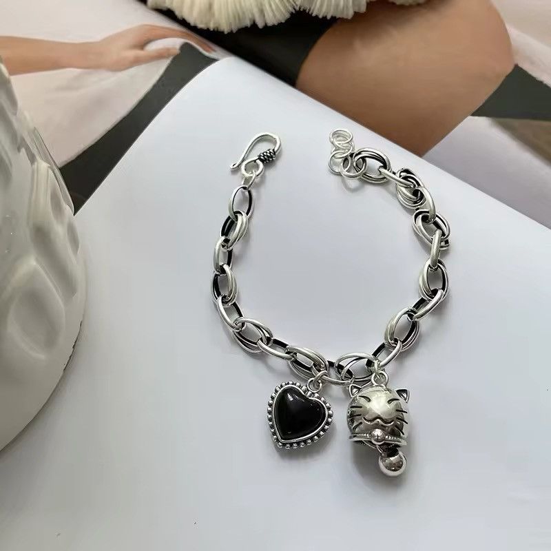 Other Sweet Cat Animal Bell Black Love Heart Bracelet Size ONE SIZE - 1 Thumbnail