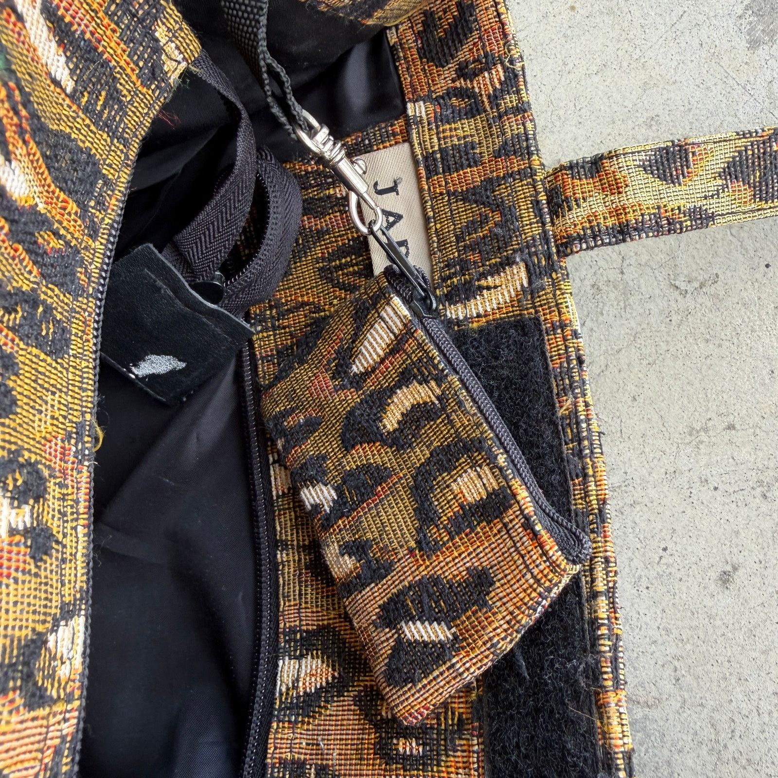 Abercrombie & Fitch Vintage y2k Jade Leopard Print Tapestry Tote Bag+ Coin Purse Size ONE SIZE - 6 Thumbnail