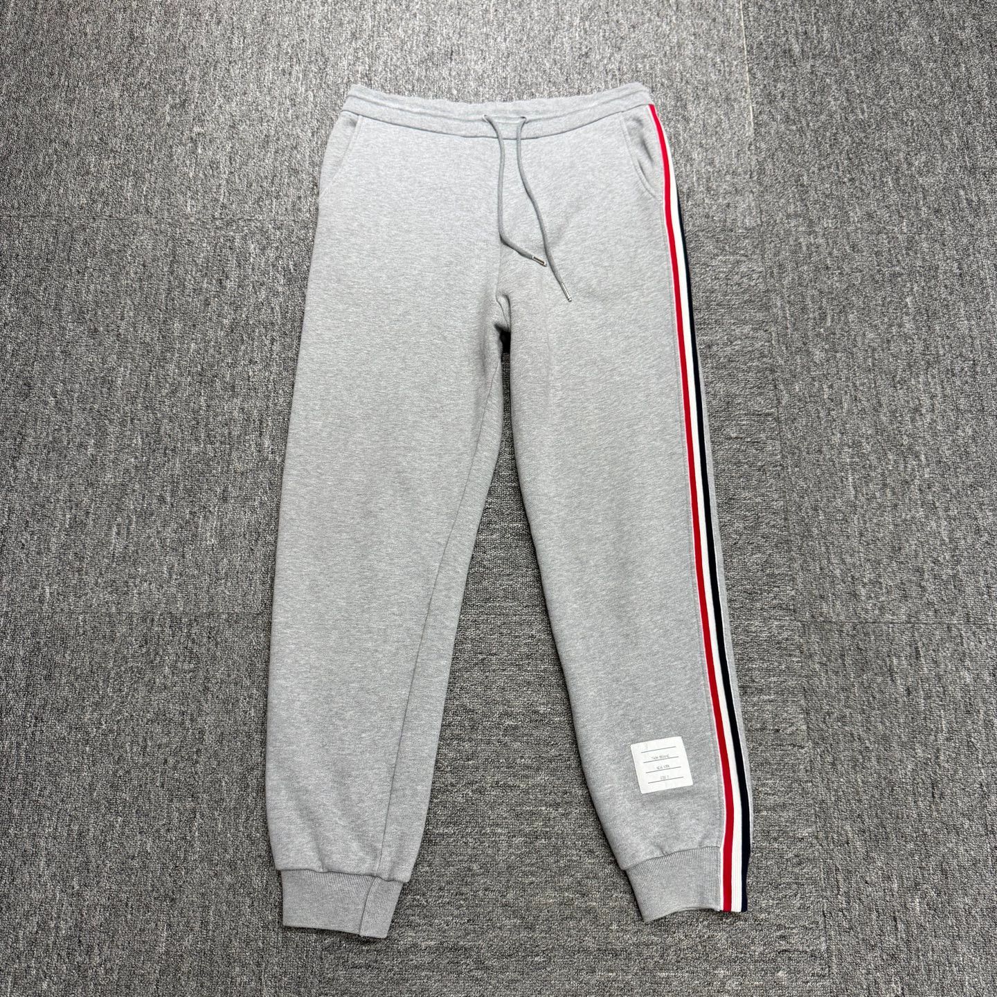 Thom Browne Thom Browne Knit Striped Casual Pants Size 2 Size 26" / US 2 / IT 38 - 1 Thumbnail