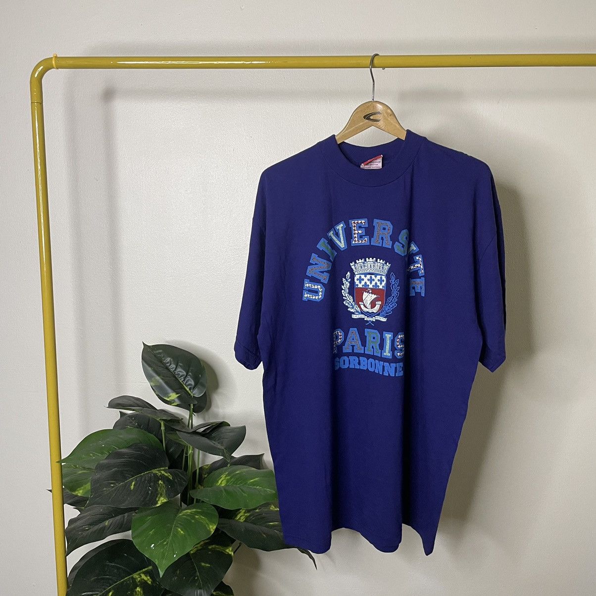 Vintage 1990s Paris-Sorbonne University Big Logo T Shirt Size US XL / EU 56 / 4 - 1 Thumbnail