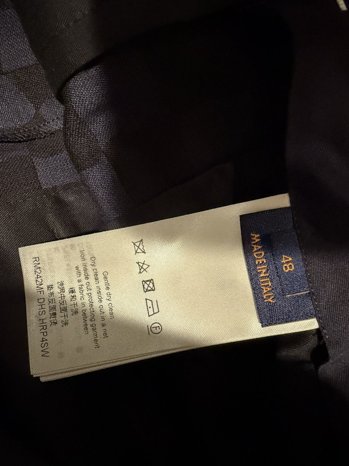 Louis Vuitton Louis vuitton mens shorts 48/32. $1490 Size US 32 / EU 48 - 9 Thumbnail