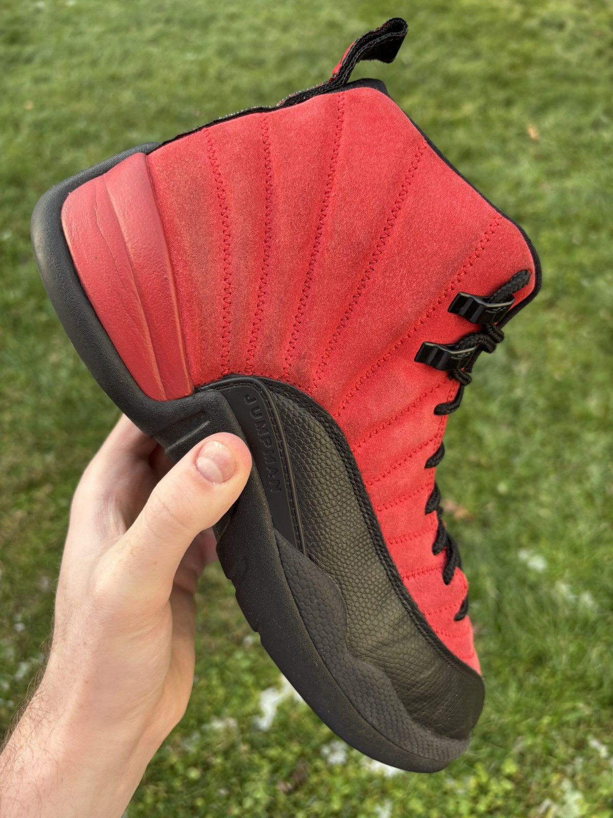 Jordan Brand Jordan 12 Retro Reverse Flu Game 2020 Size 11 Size US 11 / EU 44 - 1 Thumbnail