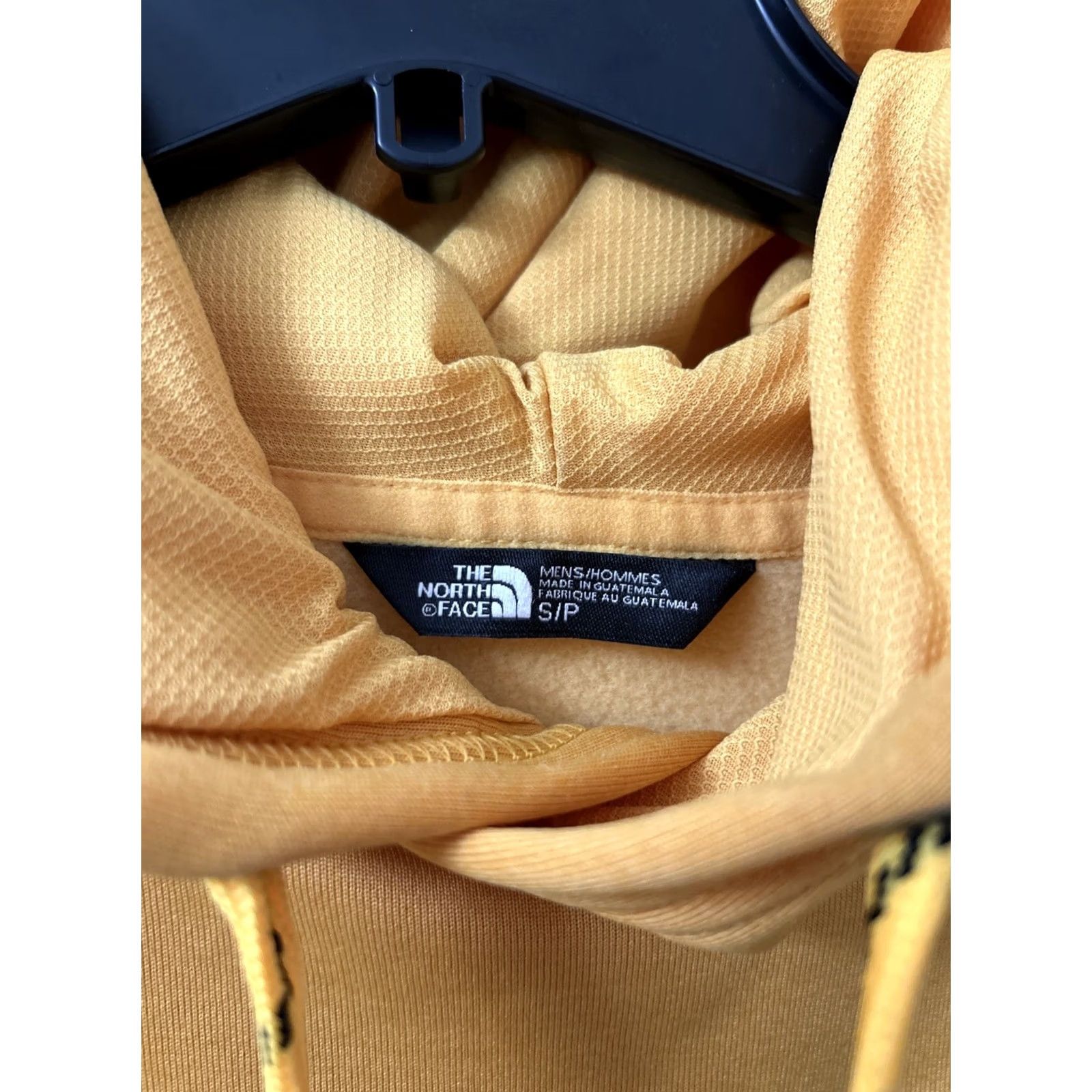 The North Face VINTAGE The North Face Hoodie Mens S Yellow Logo Pullover Fleece Lined Sweatshirt Size US S / EU 44-46 / 1 - 5 Thumbnail