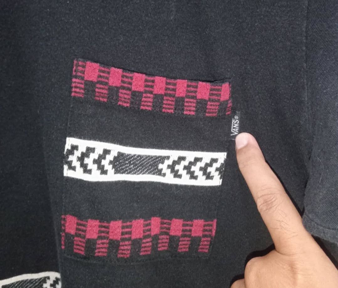 Vans TSHIRT : VANS - STRIPES POCKET Size US M / EU 48-50 / 2 - 4 Thumbnail