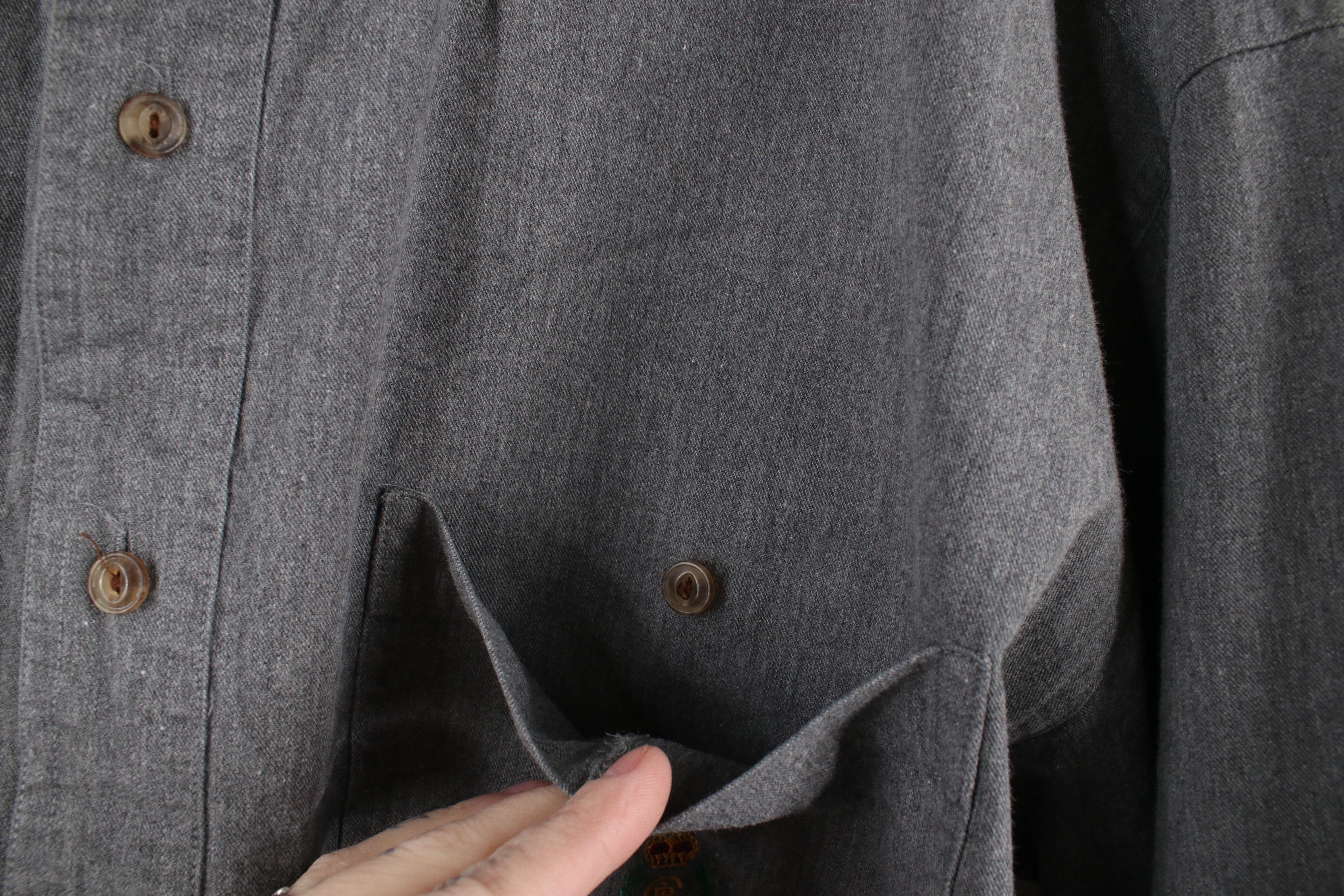Ralph Lauren × Vintage Vintage 90s Chaps Ralph Lauren Spell Crest Button Down Shirt Size US M / EU 48-50 / 2 - 6 Thumbnail