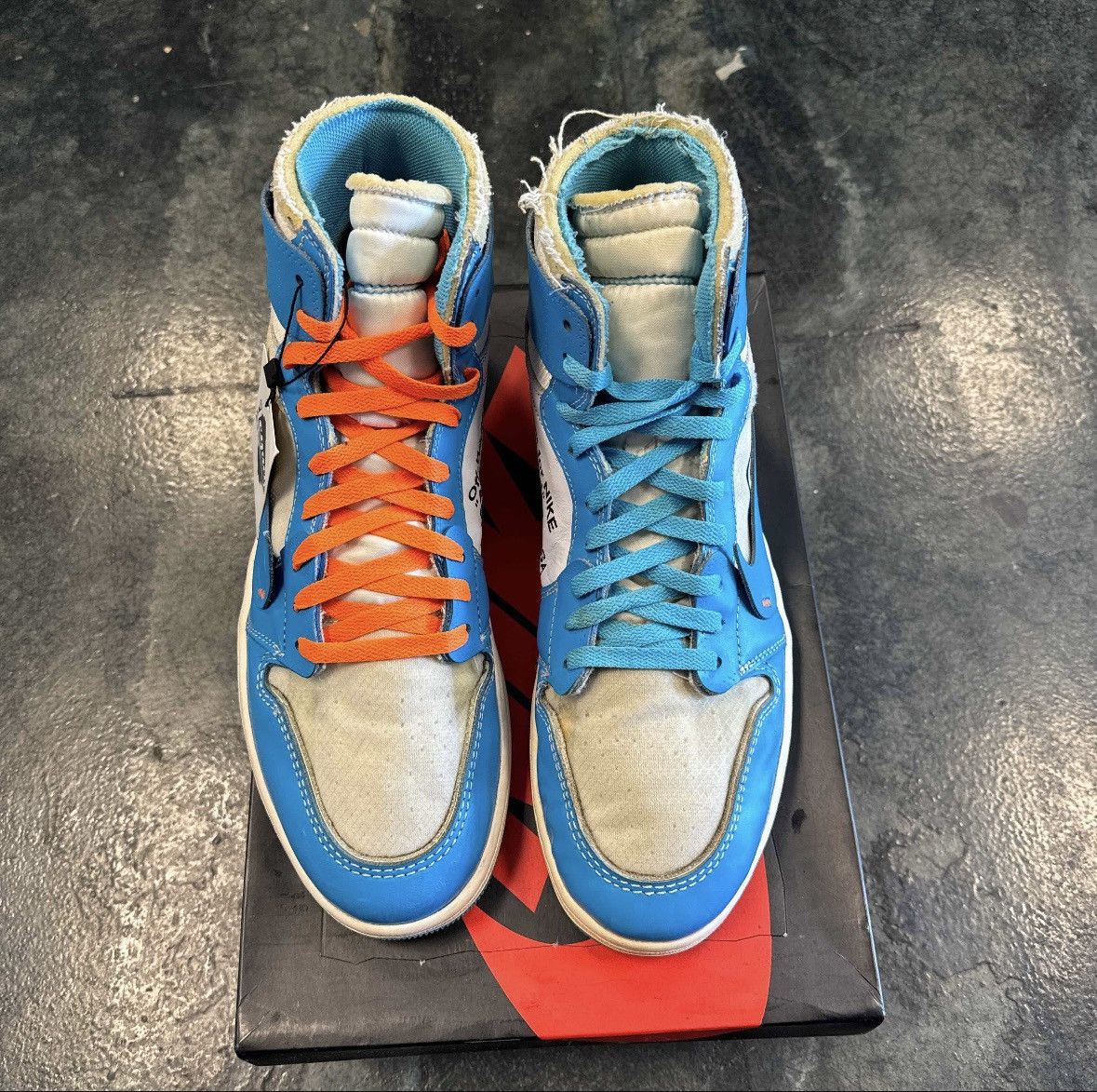 Nike × Off-White Jordan 1 Off White UNC Size US 13 / EU 46 - 3 Thumbnail