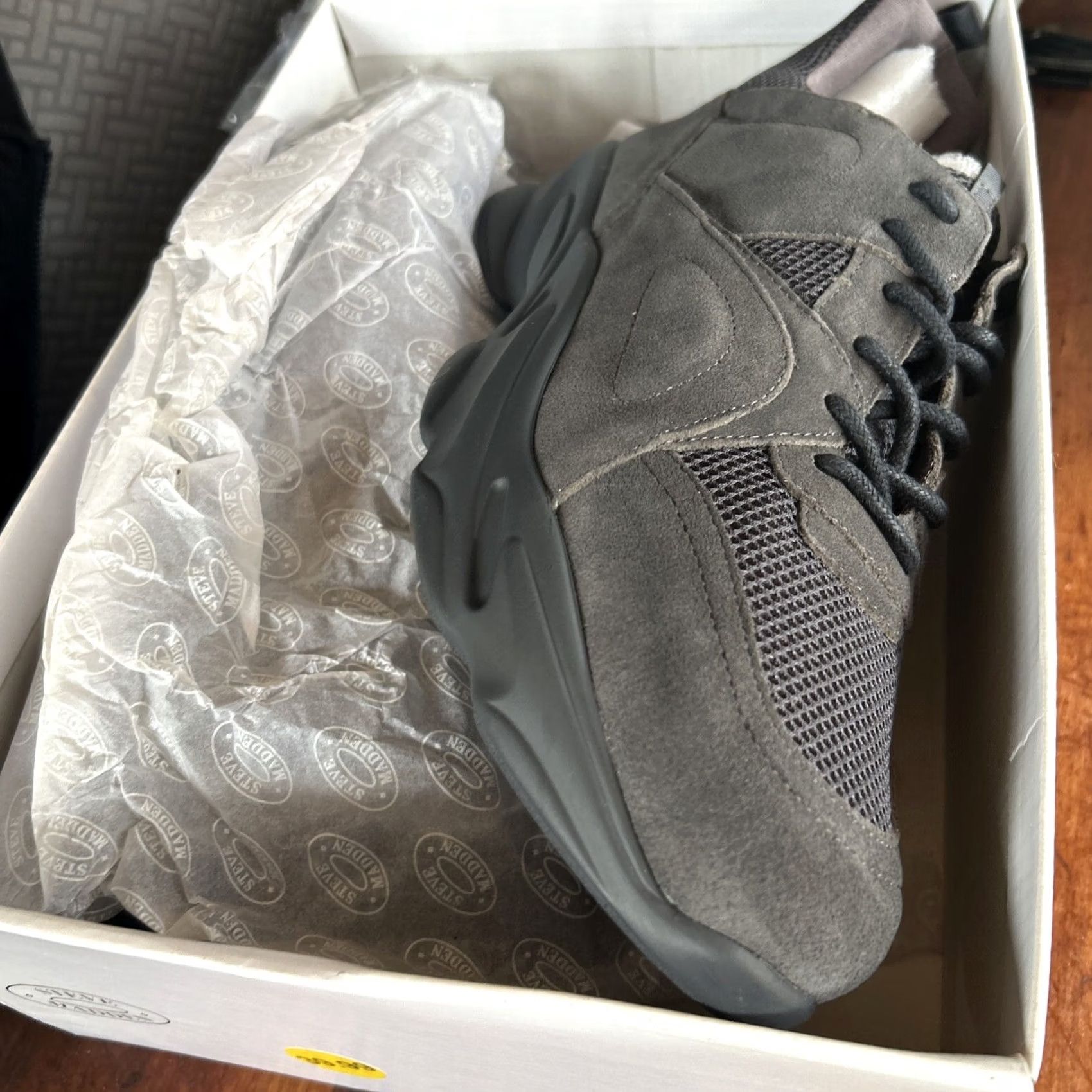 Steve Madden Steve Madden MOVER Sneaker Charcoal Mens 12 Casual Athletic Gray Shoes Size US 12 / EU 45 - 5 Thumbnail
