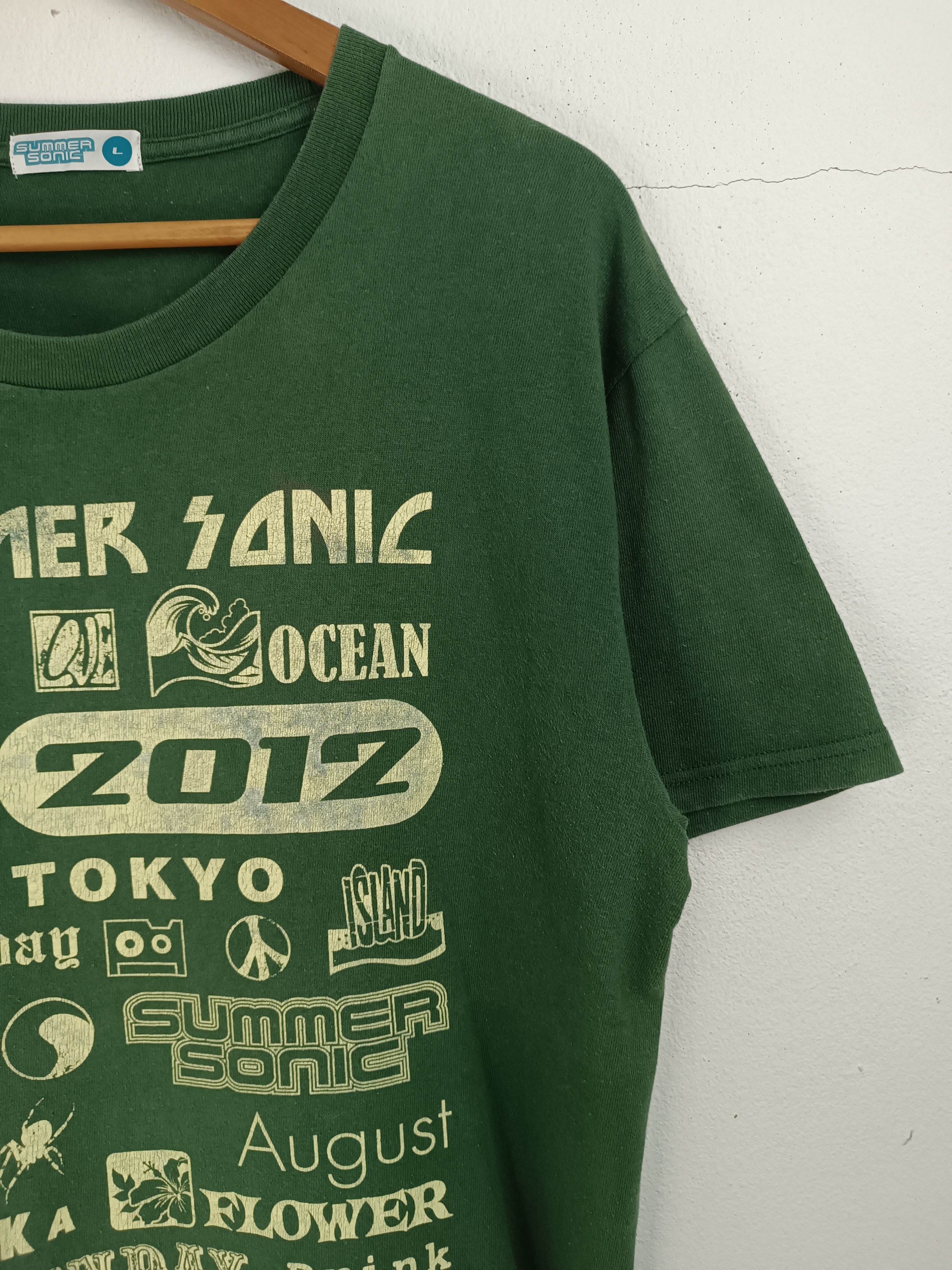 Band Tees VINTAGE 2012 SUMMERSONIC MUSIC FES GREENDAY RIHANNA SKA PUNK Size US L / EU 52-54 / 3 - 6 Thumbnail