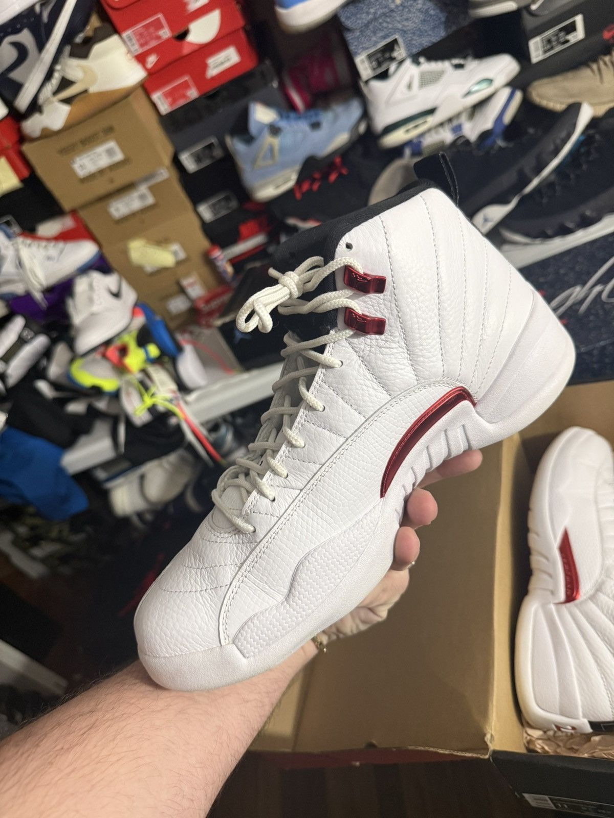 Jordan Brand Jordan retro 12 twist sz 11 Size US 11 / EU 44 - 3 Thumbnail