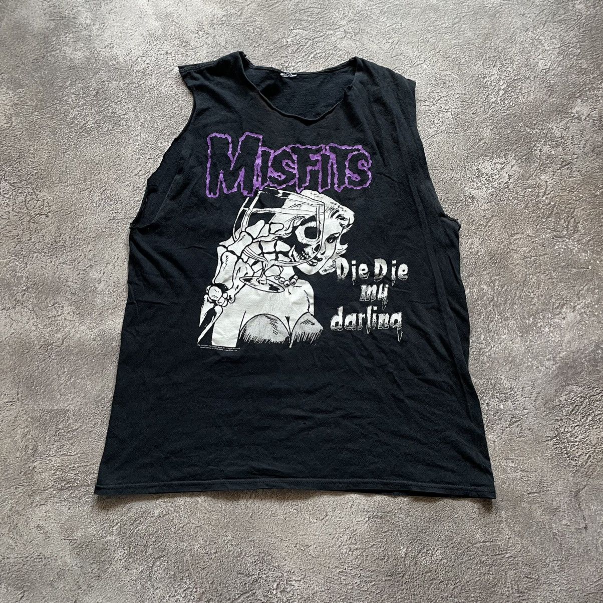Band Tees Vintage Y2K Tee MISFITS Skeleton Face Blood DEAD M Size US M / EU 48-50 / 2 - 2 Thumbnail