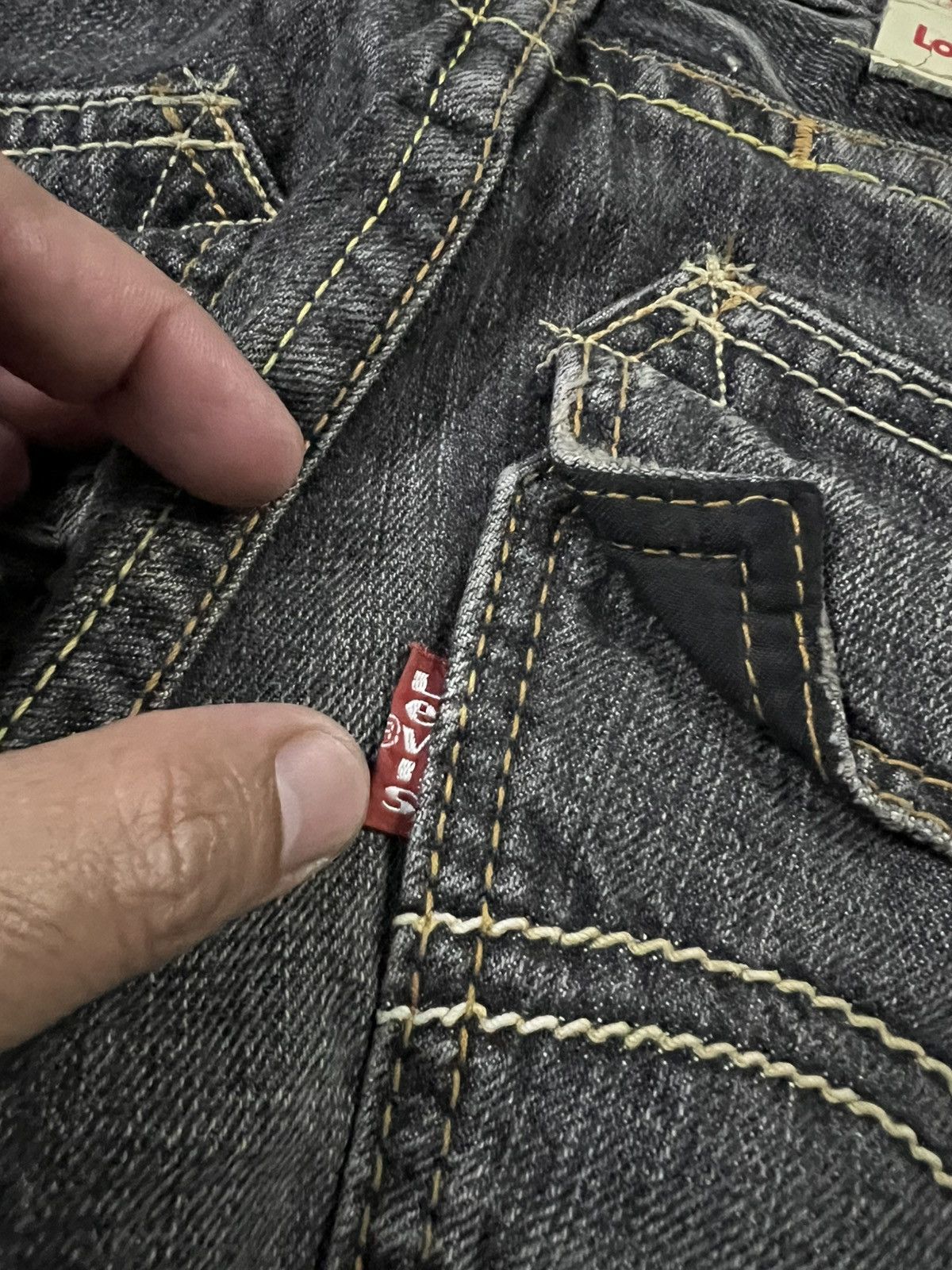 Levi's × Levi's Vintage Clothing VINTAGE 90’s STYLE LEVIS 502 FADED JEANS Size US 28 / EU 44 - 19 Thumbnail