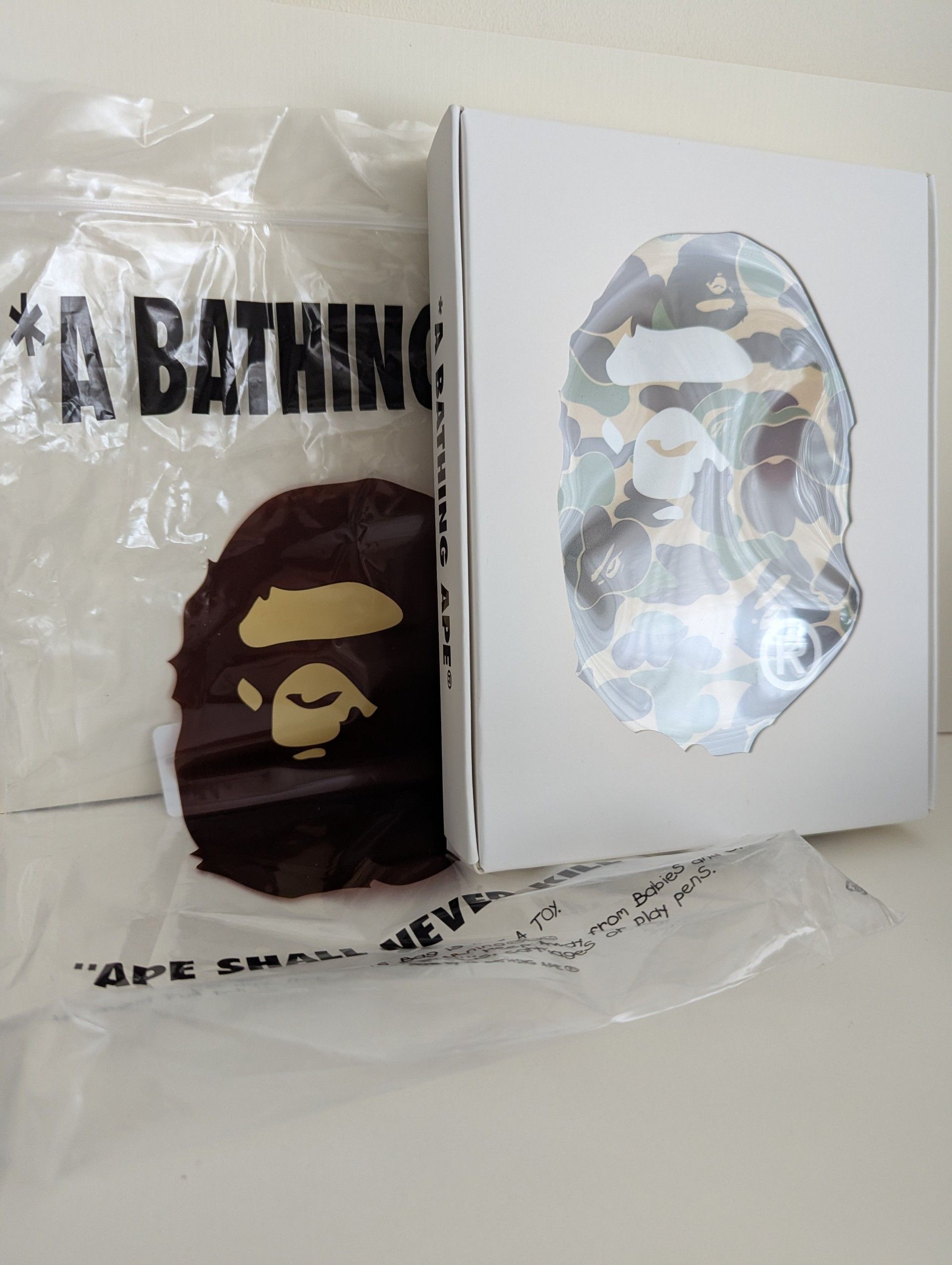 Bape BAPE A Bathing Ape Camo Ape Head Wireless Charger Size ONE SIZE - 5 Thumbnail
