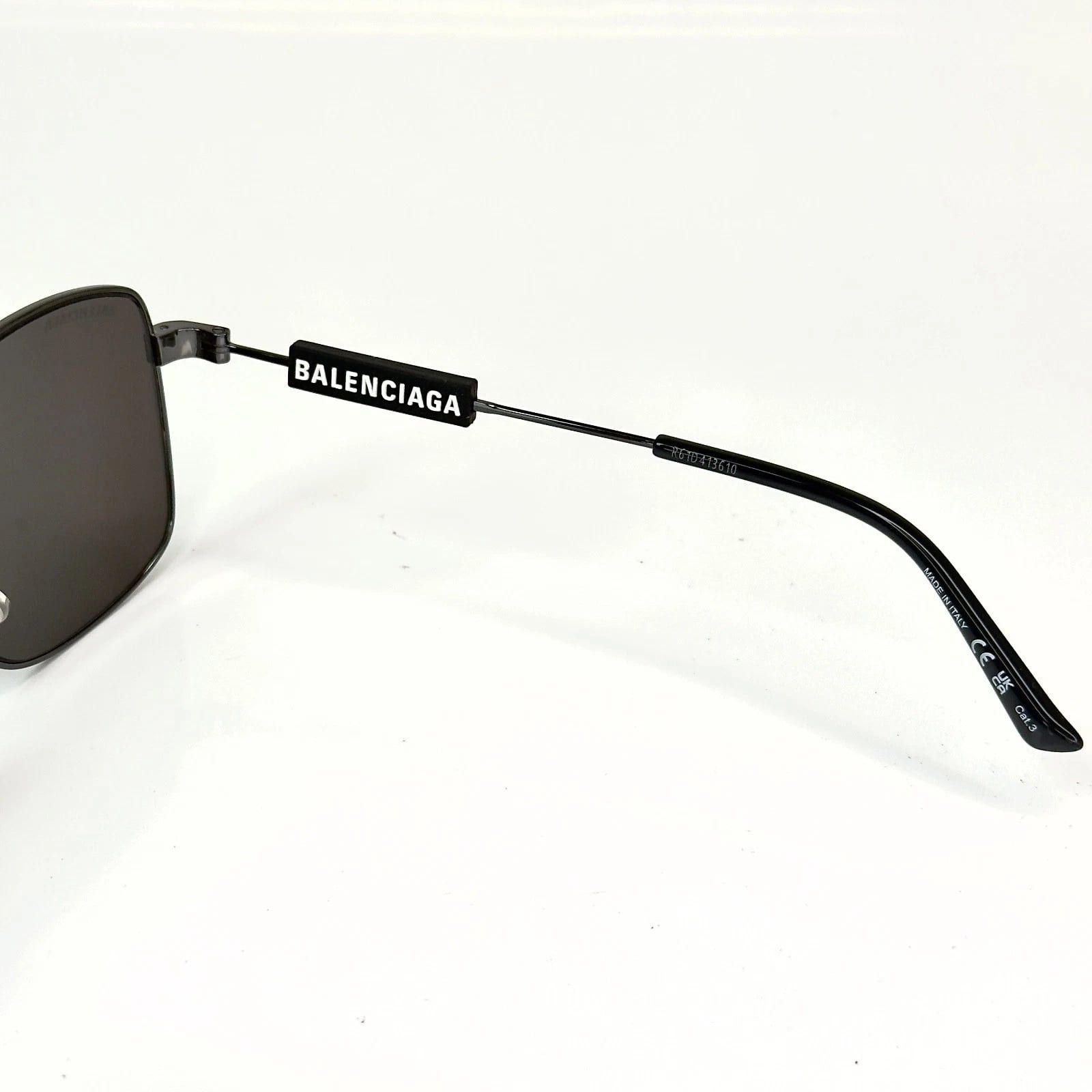 Balenciaga BALENCIAGA BB0116SA TAG 0116 Aviator Black Sunglasses 001 Size ONE SIZE - 7 Thumbnail