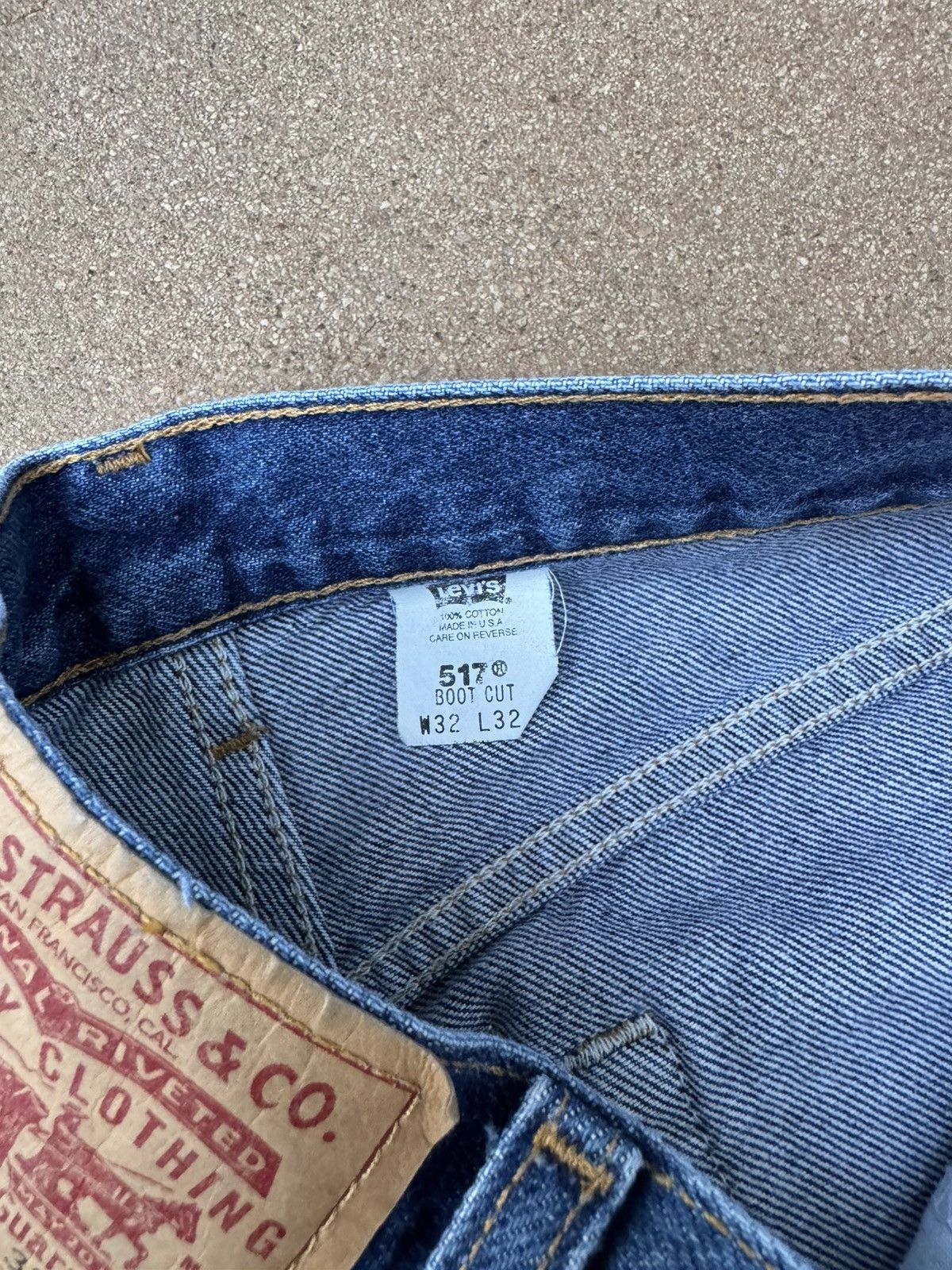 Levi's Vtg 90s Levis 517 Orange Tab Bootcut Flare Faded Jeans 31x30 Size US 31 - 6 Thumbnail