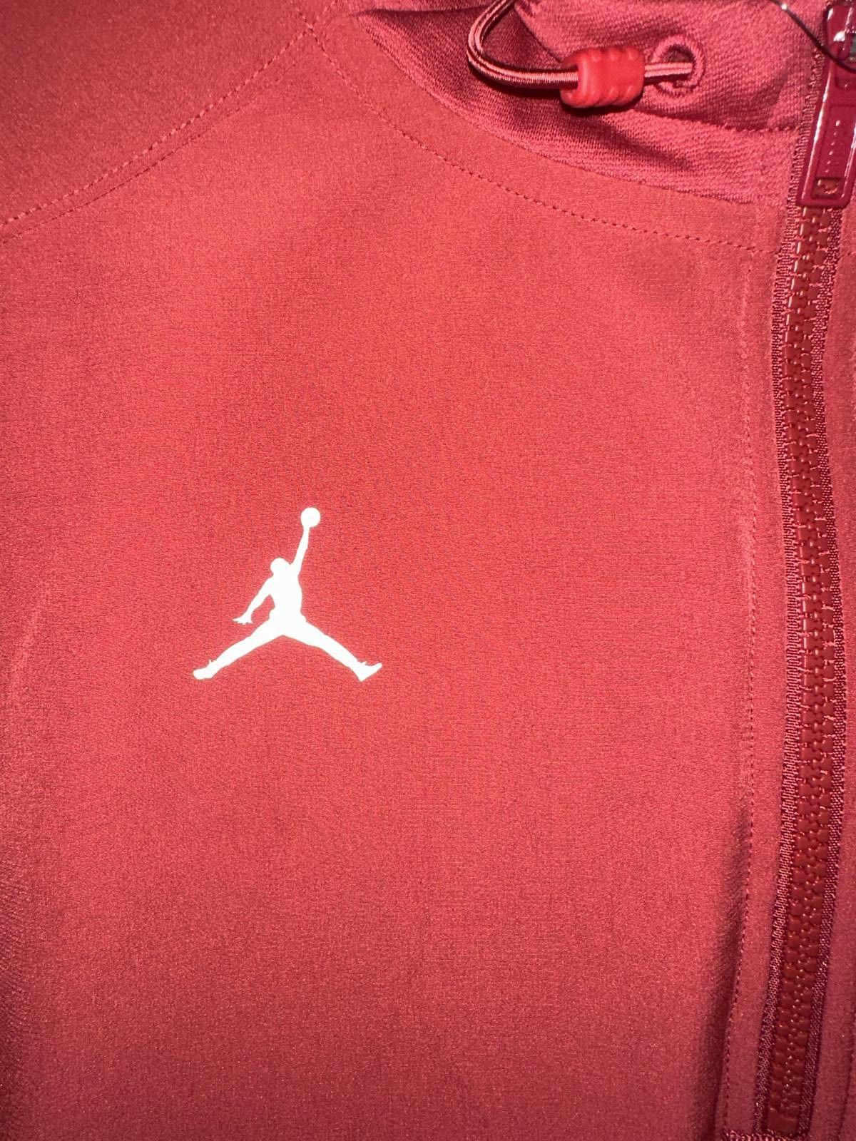 Designer Jordan Brand Men’s Crimson Oklahoma Sooners Pregame Half-Zip Hoodie Sample Size US L / EU 52-54 / 3 - 5 Thumbnail
