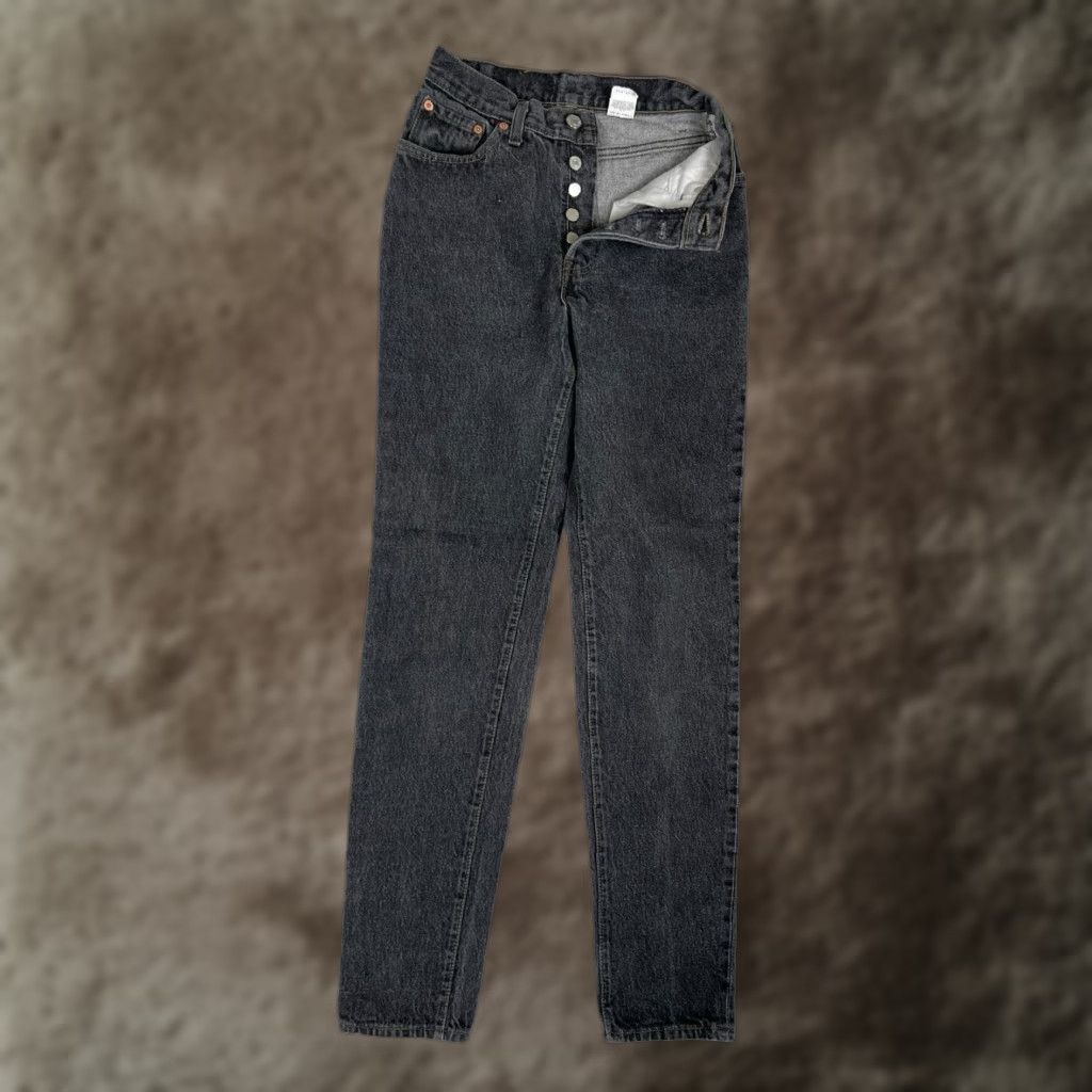 Levi's VINTAGE Levi’s 501 Jeans Black Denim Women’s 5 M Made In USA Womens Jeans 32in Inseam Tapered USA 80s 90s Size 27" / US 4 / IT 40 - 1 Thumbnail