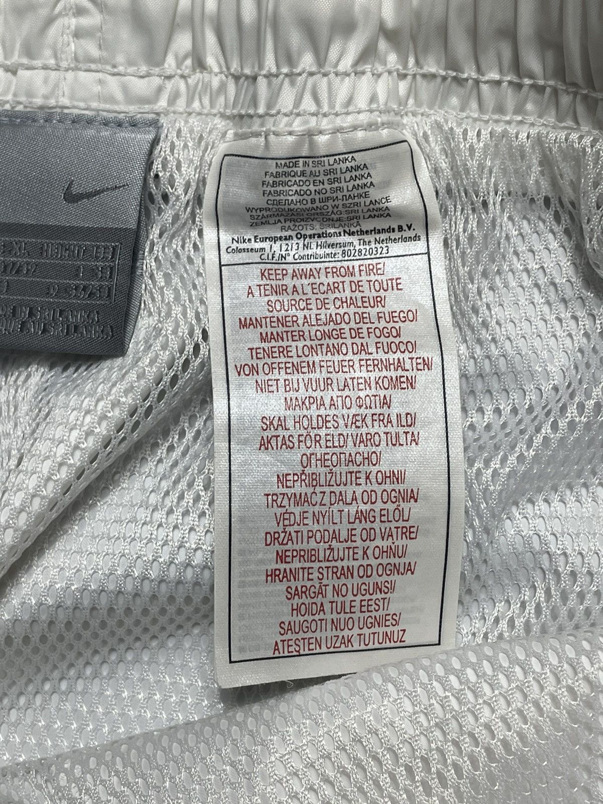 Nike Vintage Nike Y2K Nylon Drill Track 2/3 Pants Breeches Size US 36 / EU 52 - 9 Thumbnail