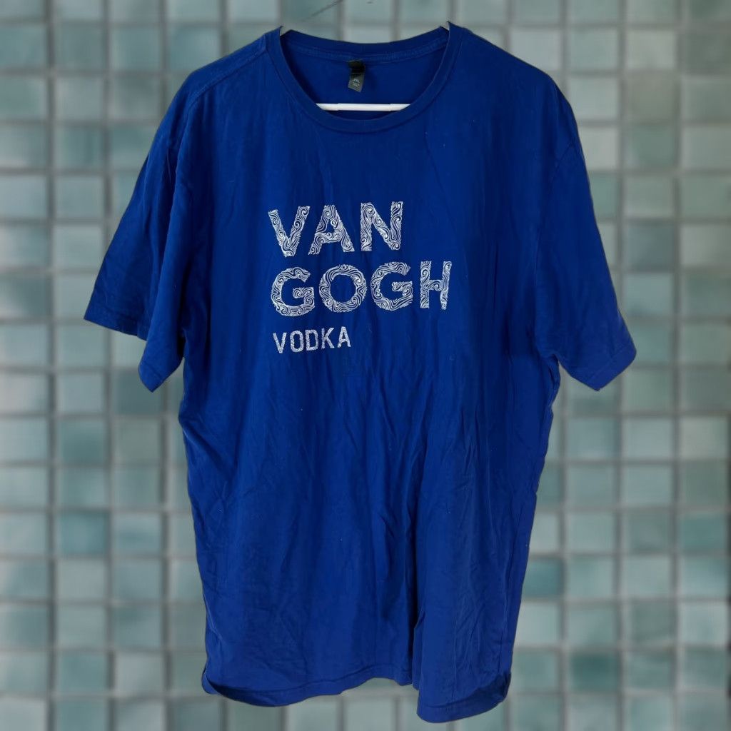Vintage District Made Mens Short Sleeves T Shirt 2XL Blue Van Gogh Vodka Graphic Size US XXL / EU 58 / 5 - 1 Thumbnail