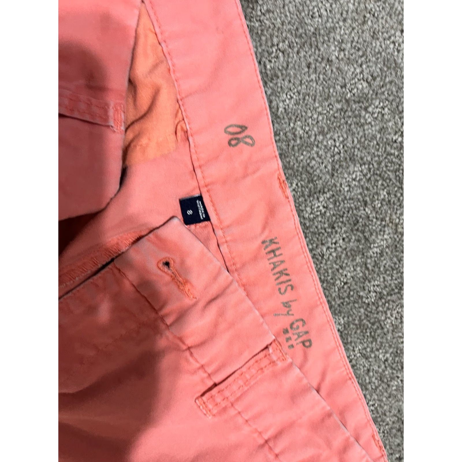 Gap GAP Pink Mid Rise Chino Shorts Women’s Size 8 3” Inseam Cotton Stretch Size 30" / US 8 / IT 44 - 3 Thumbnail