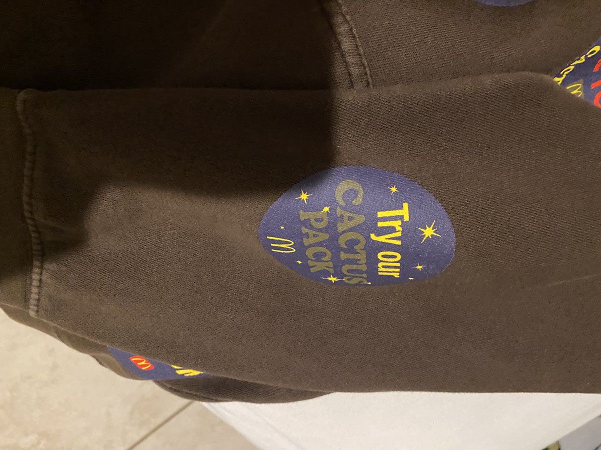 Travis Scott Travis scott X Mcdonalds sticker bomb hoodie size Large Size US L / EU 52-54 / 3 - 4 Thumbnail