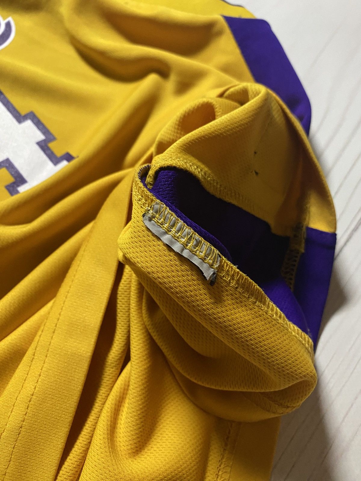 Adidas × NBA Vintage Adidas L.Lakers #24 Bryant jersey y2k NBA Size US XL / EU 56 / 4 - 4 Thumbnail