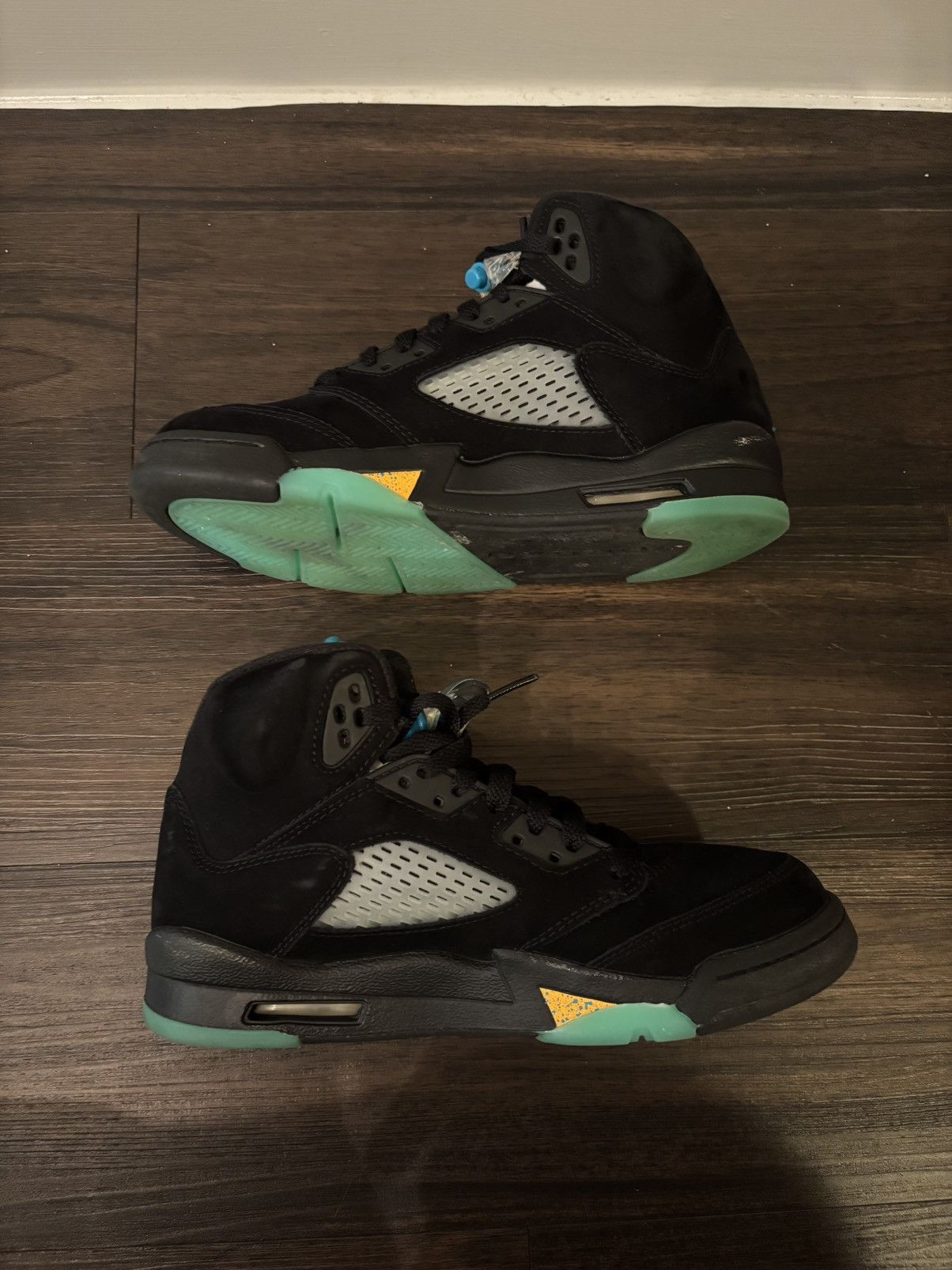 Jordan Brand Air Jordan 5 Retro GS “Aqua” Size 6 Size US 6 / EU 39 - 3 Thumbnail