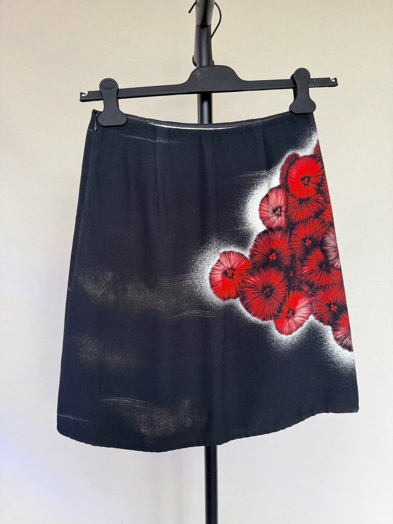 Prada Prada Dongying printed skirt 2502-Nextarrow Size 37" - 3 Thumbnail