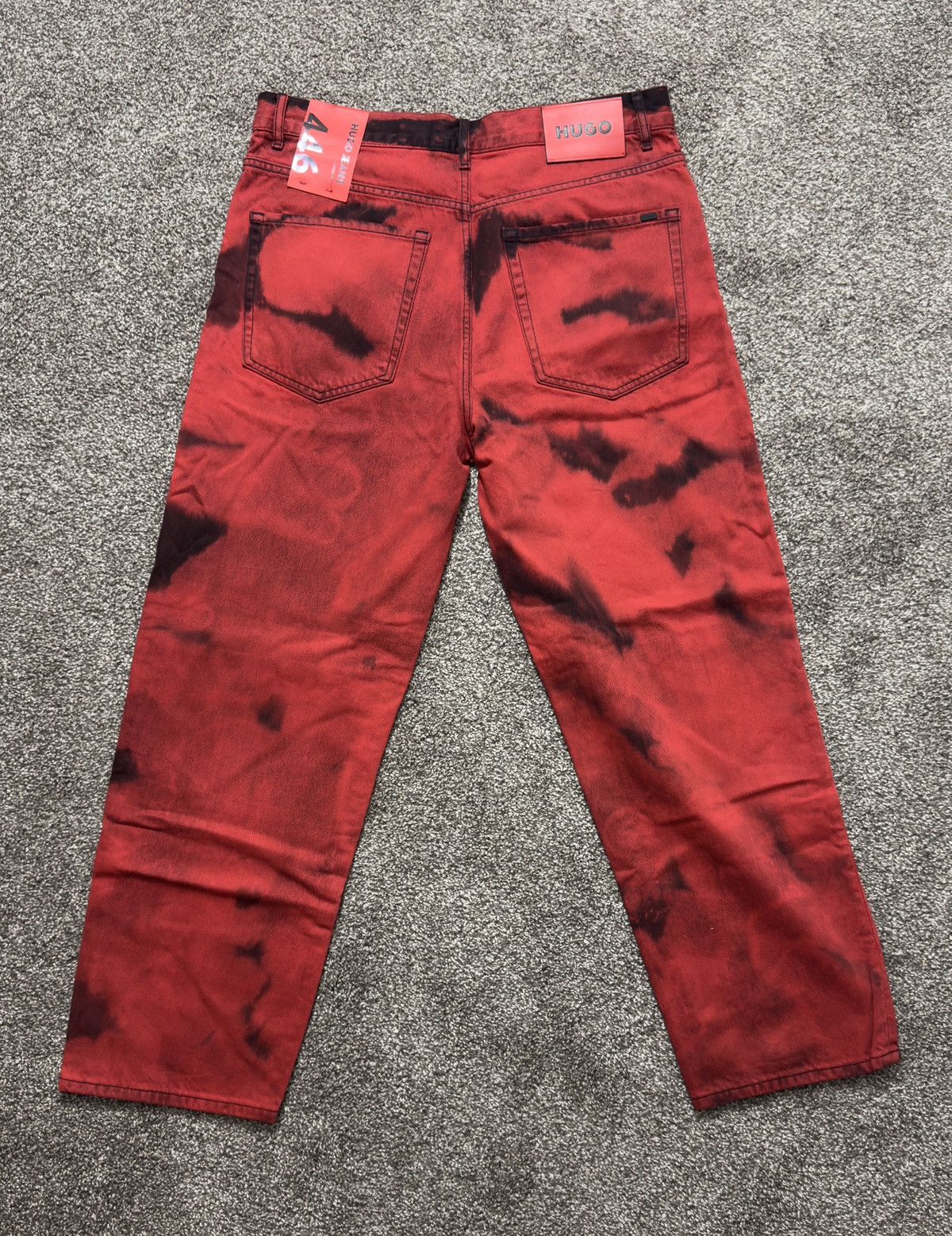 Hugo Boss New Hugo Boss loose fit 446 size 34W/32L Size US 34 / EU 50 - 2 Thumbnail