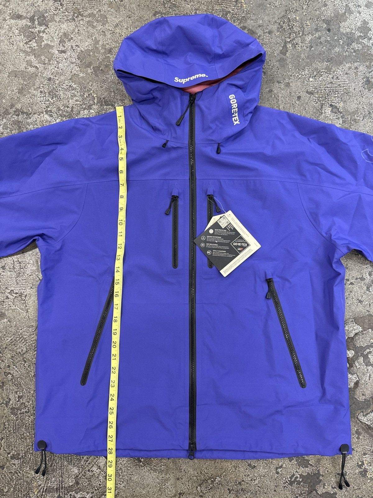 Supreme × The North Face Supreme Gore-Tex Taper Seam Shell Jacket Size US M / EU 48-50 / 2 - 8 Thumbnail