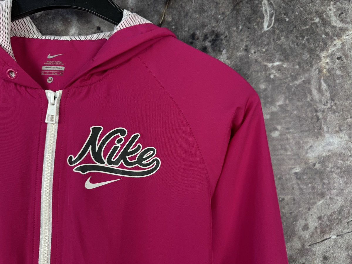 Nike × Vintage Women’s Nike Windbreaker Jacket Sportswear Size XS Size XS / US 0-2 / IT 36-38 - 4 Thumbnail