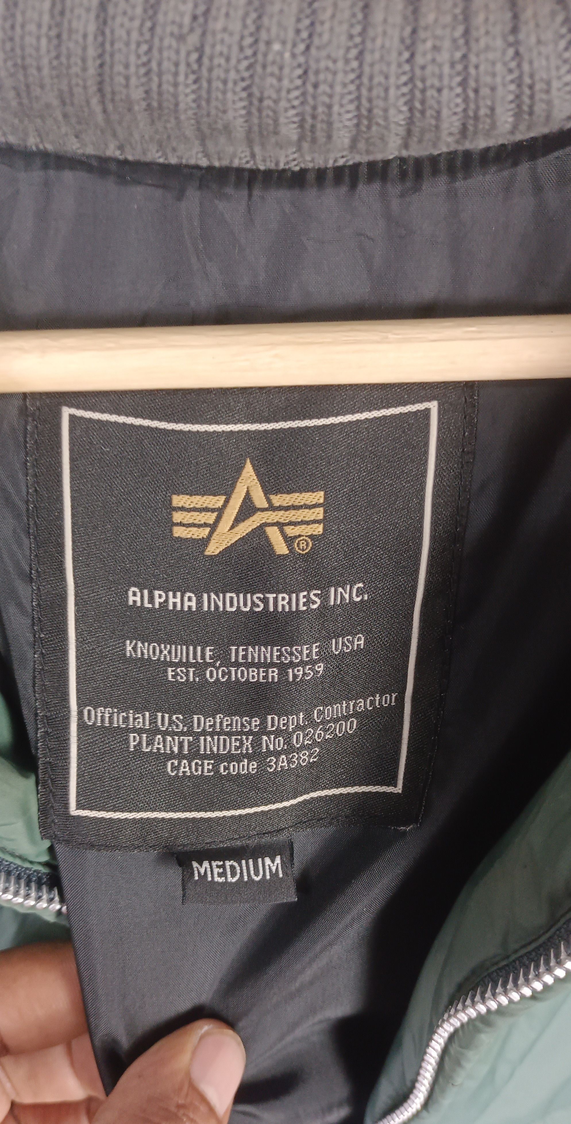 Alpha Industries Alpha Industrie US Military Flight Jacket Size US M / EU 48-50 / 2 - 9 Thumbnail