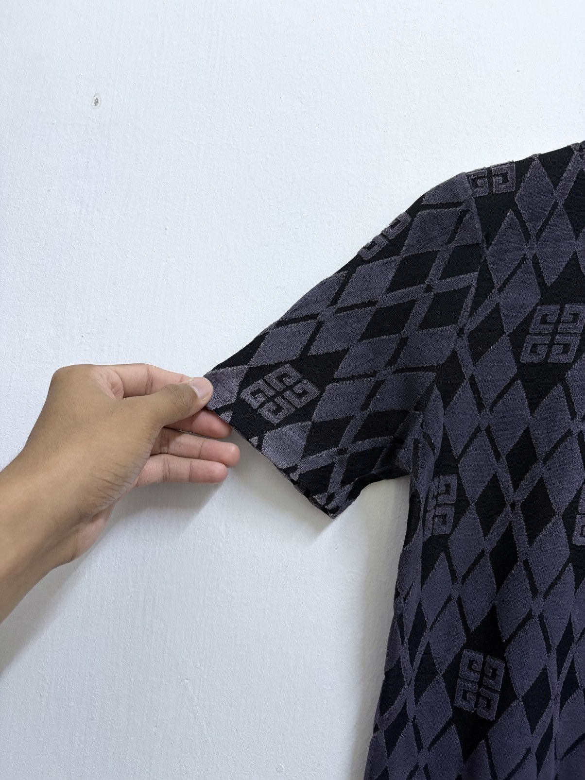 Givenchy Vintage 90's Givenchy Monogram - Argyle Pattern S/S Shirt Size S / US 4 / IT 40 - 5 Thumbnail