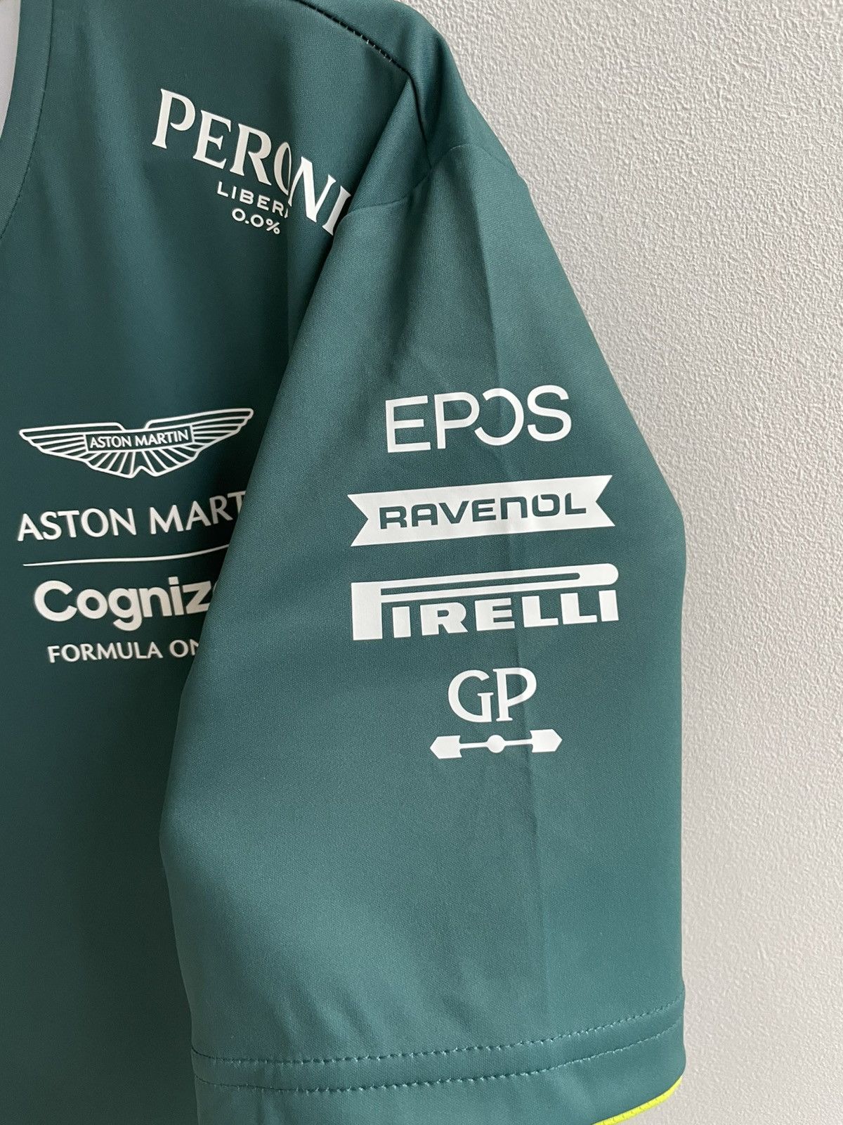 Formula 1 Aston Martin T Shirt Tee F1 Formula One Formula 1 Racing Size US L / EU 52-54 / 3 - 10 Thumbnail
