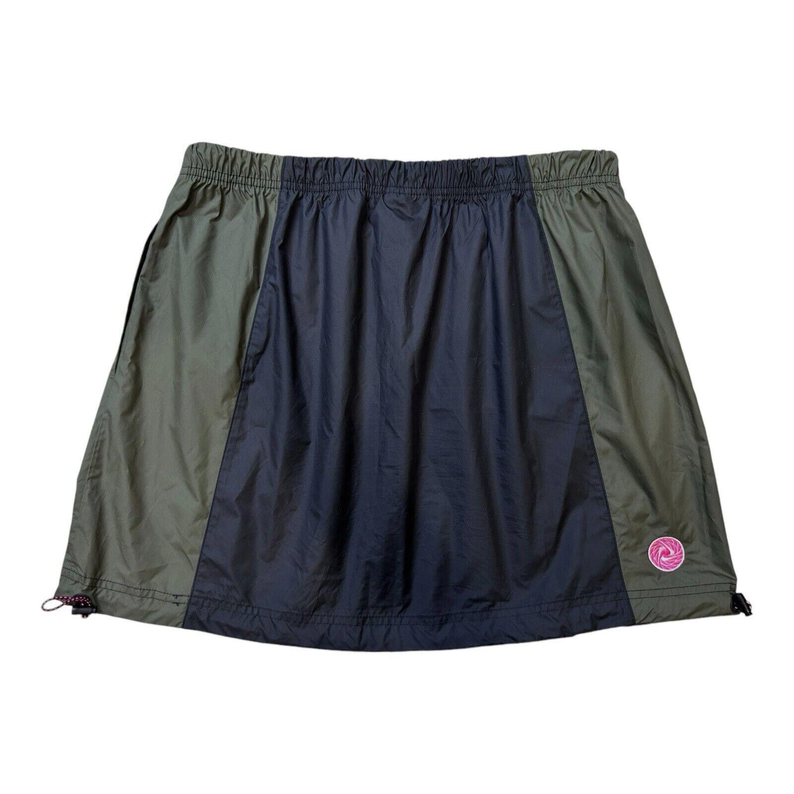 Nike Nike Sportswear Icon Clash Woven Mini Skirt Green/Black Size 32" / US 10 / IT 46 - 2 Thumbnail