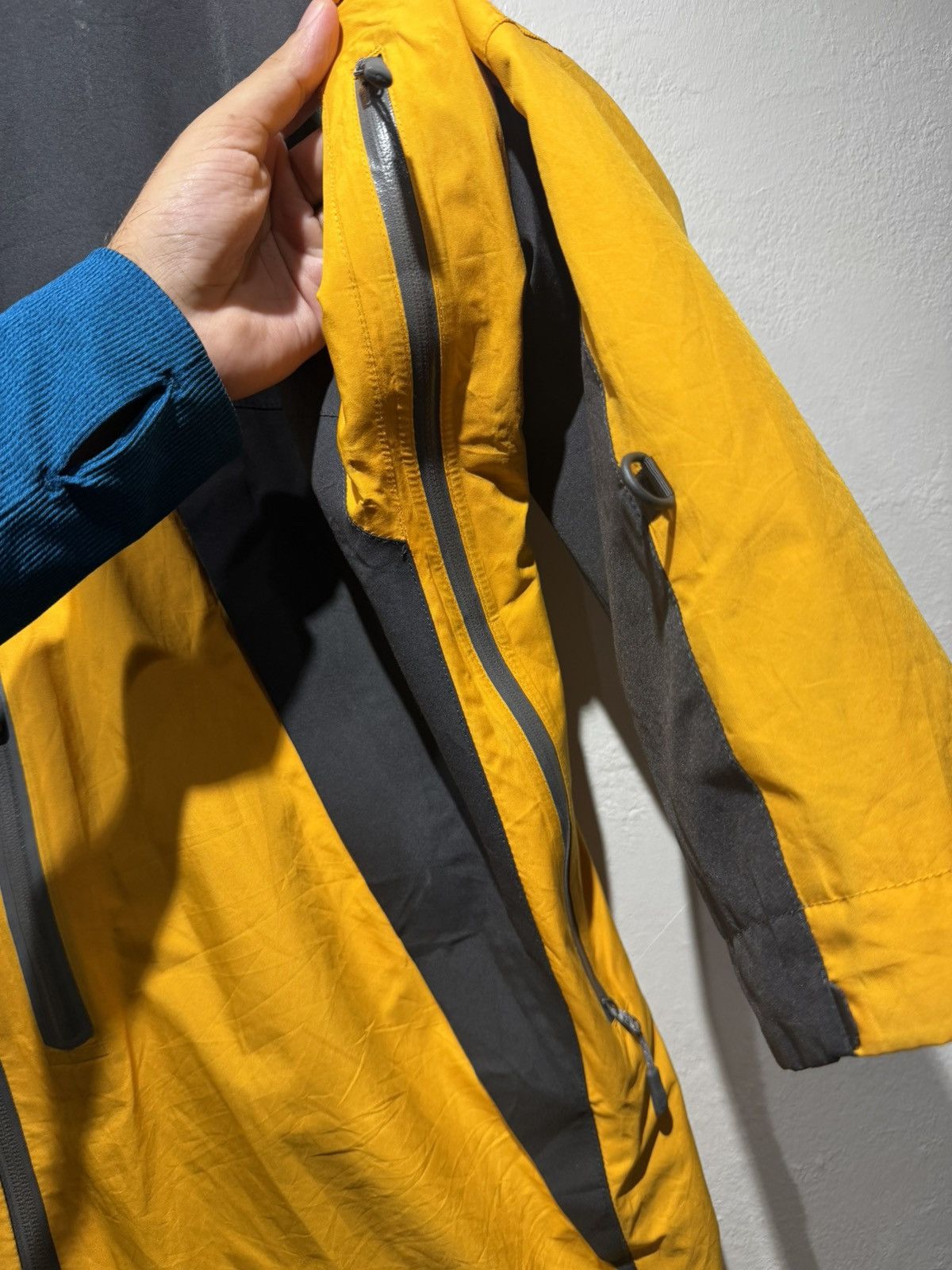 The North Face Vintage The North Face Summit Series Goretex Jacket Size US L / EU 52-54 / 3 - 10 Thumbnail