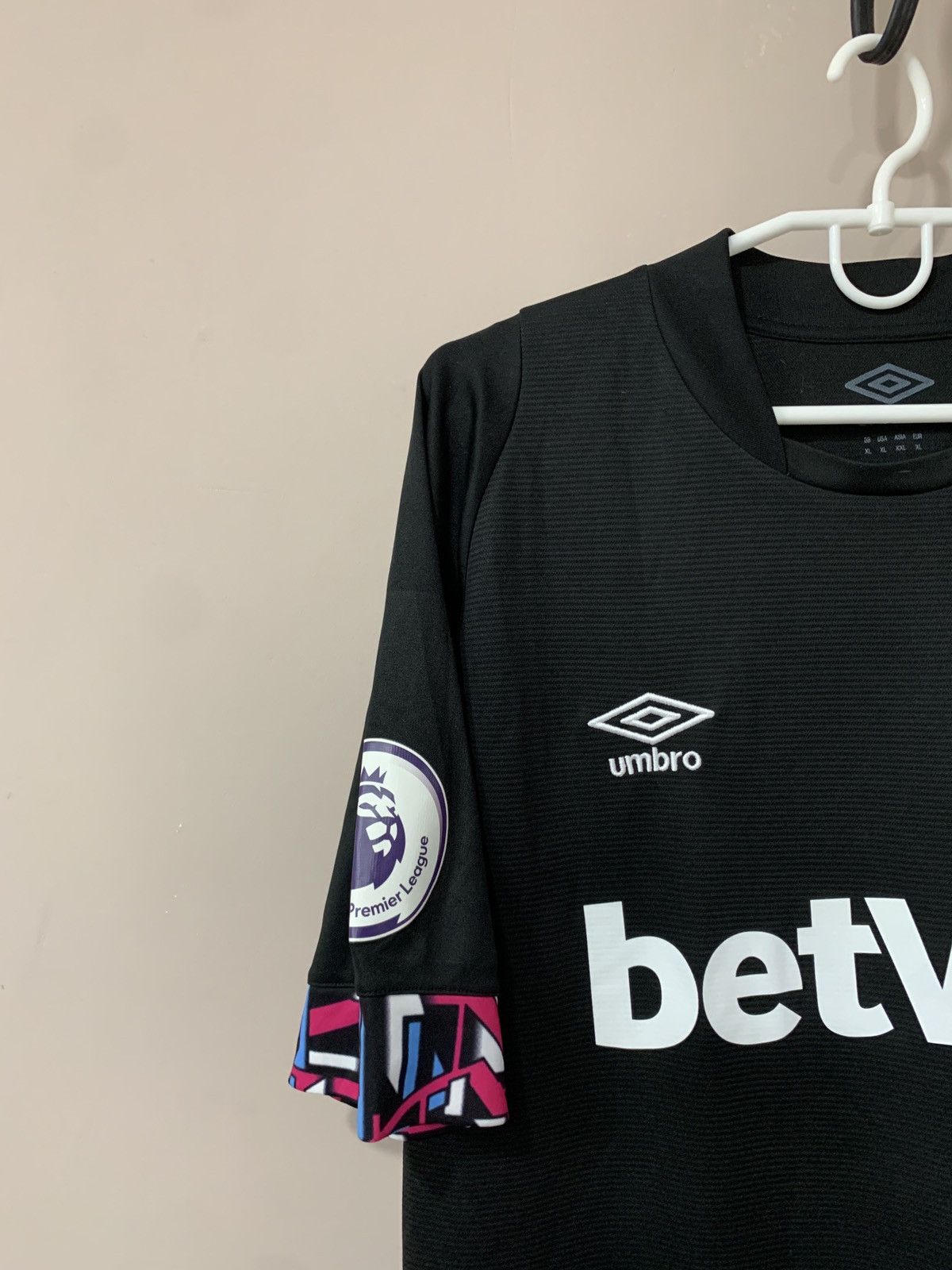 Umbro West Ham United Third Football Shirt Umbro Soccer RICE #41 Size US XL / EU 56 / 4 - 4 Thumbnail